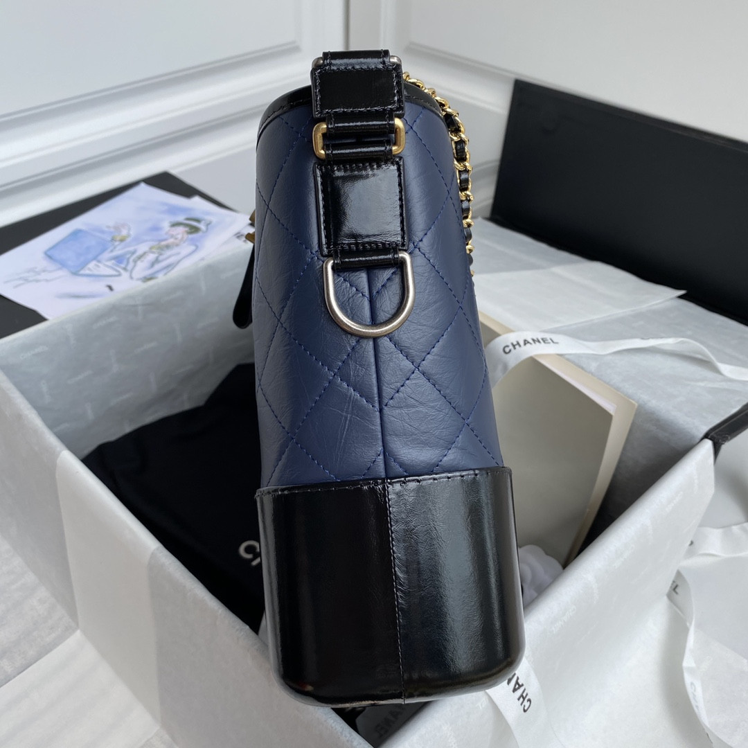 Ch**el Gabrielle MEDIUM BLUE BLACK 21 x 28 x 10cm