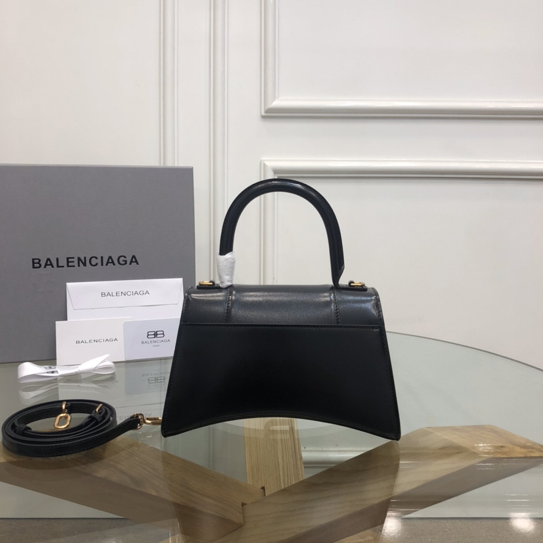 Ba1en*iaga WOMEN