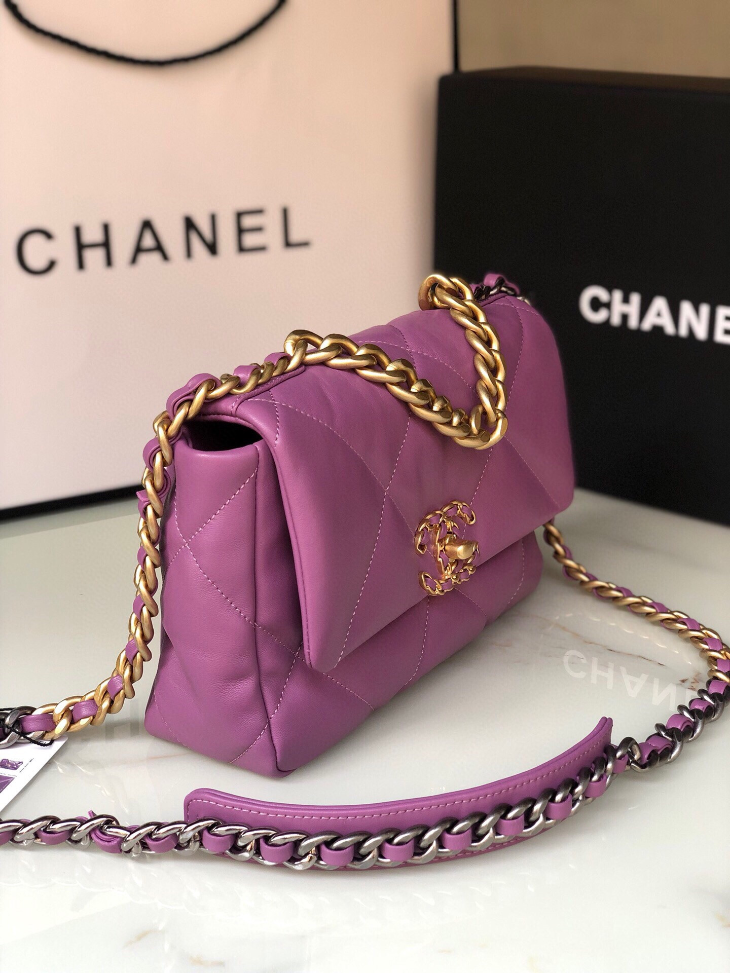 Ch**el 19 HANDBAG Shiny Leather, Gold-Tone, Silver-Tone & Ruthenium-Finish Metal Purple 6.2 × 10.1 × 3.5 in