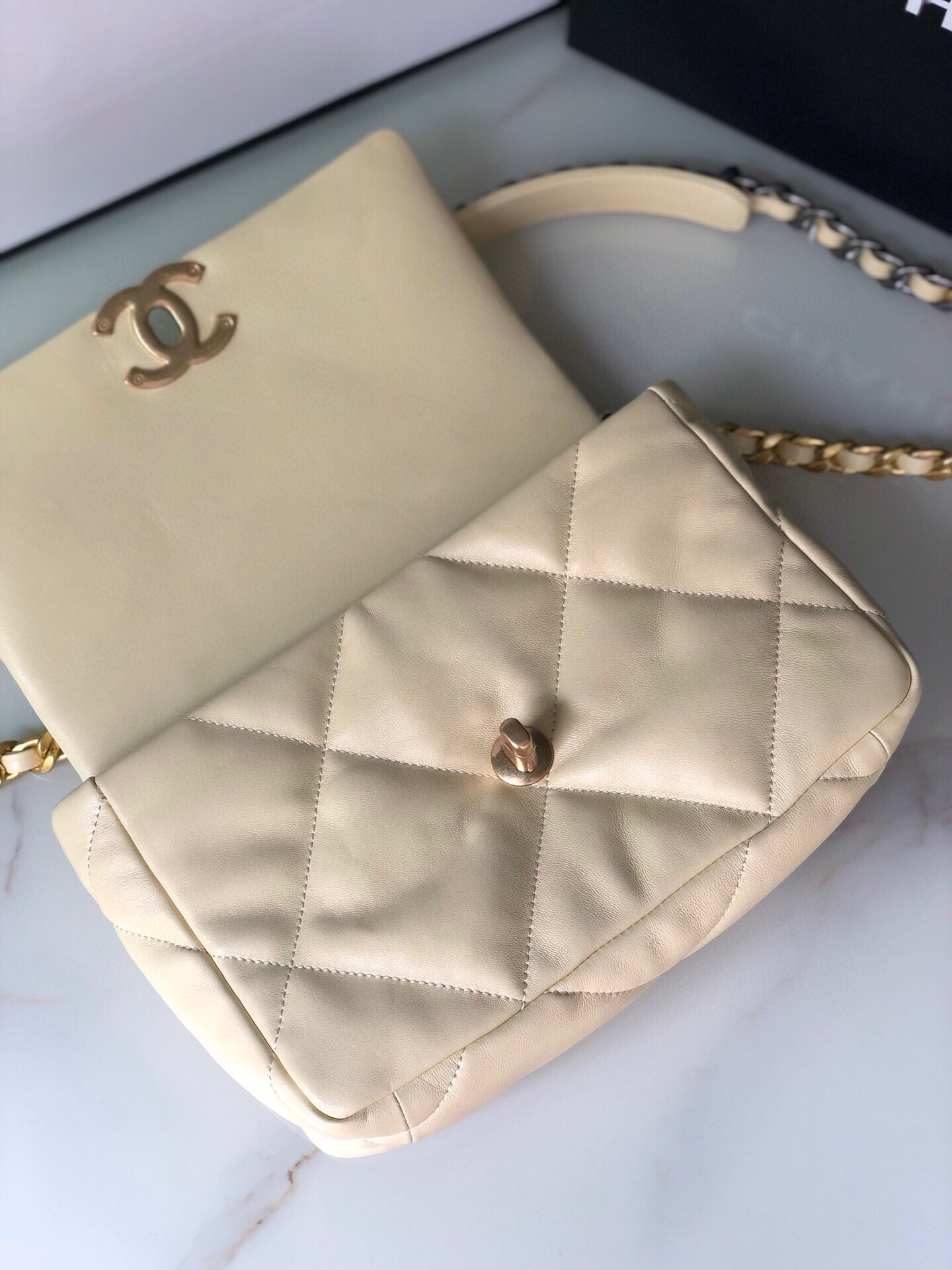 Ch**el 19 HANDBAG Shiny Leather, Gold-Tone, Silver-Tone & Ruthenium-Finish Metal Dark Yellow 6.2 × 10.1 × 3.5 in