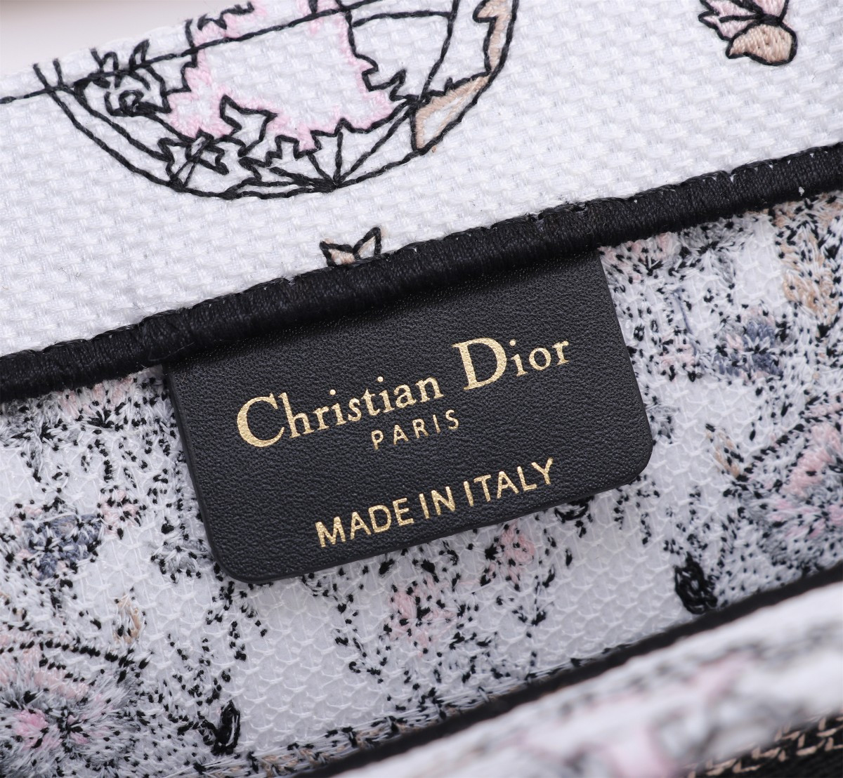 Small D10r BOOK TOTE WHITE AND PASTEL PINK BUTTERFLY AROUND THE WORLD EMBROIDERY  10.5 x 8.5 x 5.5 inches