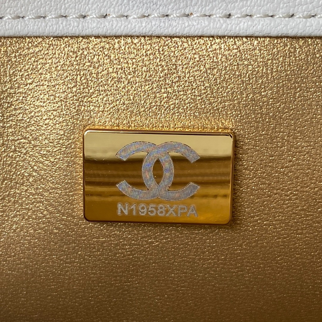 Ch**el MINI FLAP BAG SHINY CALFSKIN & Gold-Tone METAL WHITE 5.3 × 6.6 × 3.1 in