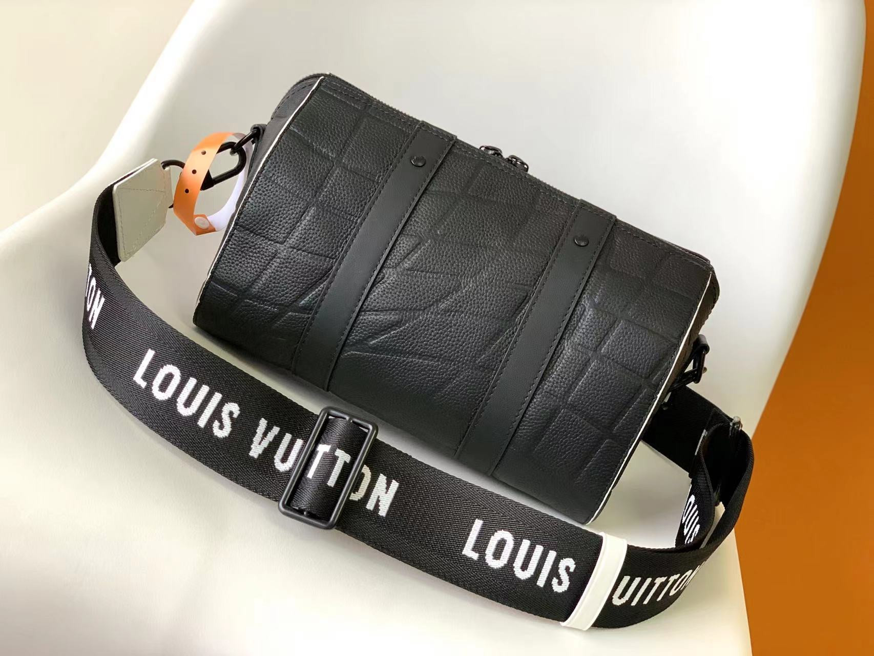 L0vis Vvtt0n Keepall Bandoulière 25 M21543 9.8 x 5.9 x 4.3 inches