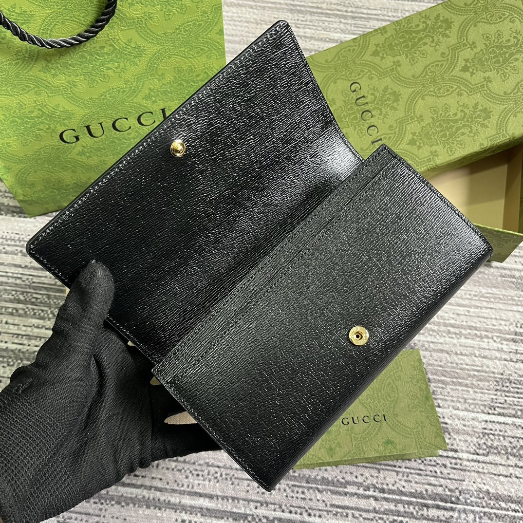 CONTINENTAL WALLET WITH Gvc*1 SCRIPT  7.5"W x 4"H x 1.4"D