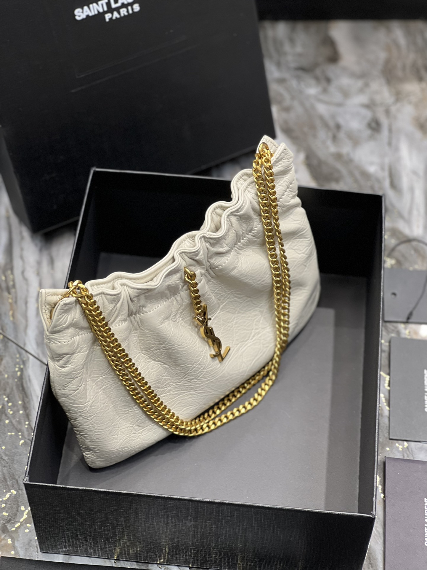 Y51 Mini leather shoulder bag White 24x14x4 cm