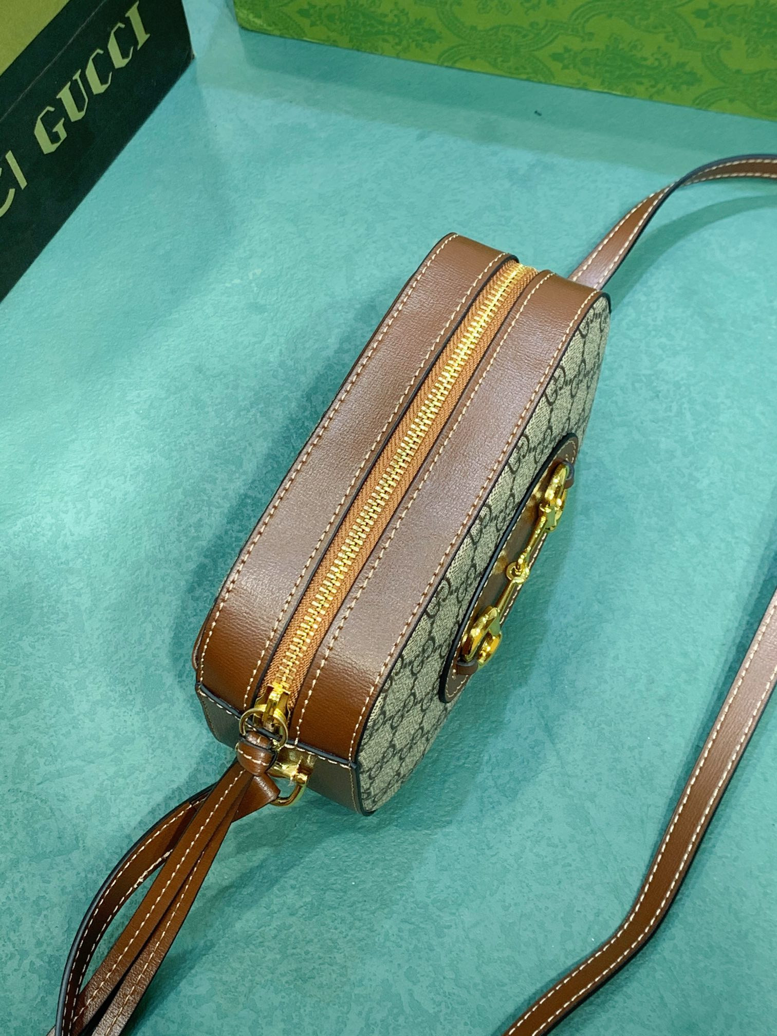 Gvc*1 HORSEBIT 1955 SMALL SHOULDER BAG Beige and ebony 7.9"W x 5.1"H x 2.4"D
