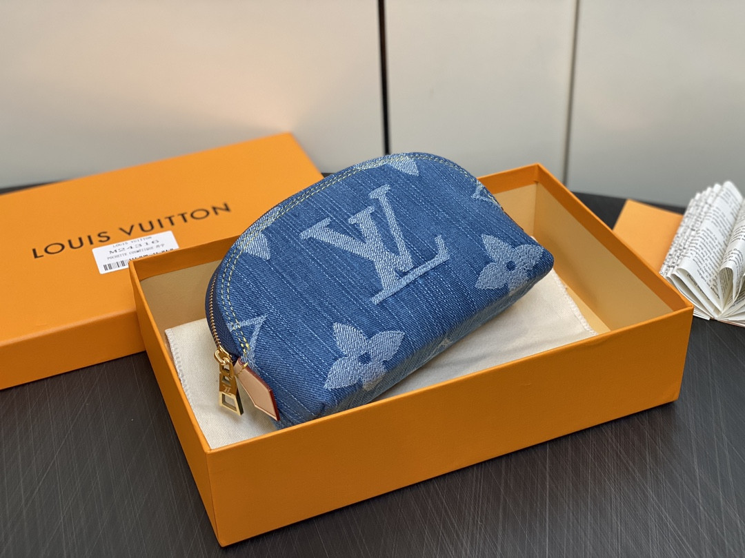 LV M24316 Pochette Cosmétique PM 19 x 12 x 6 cm