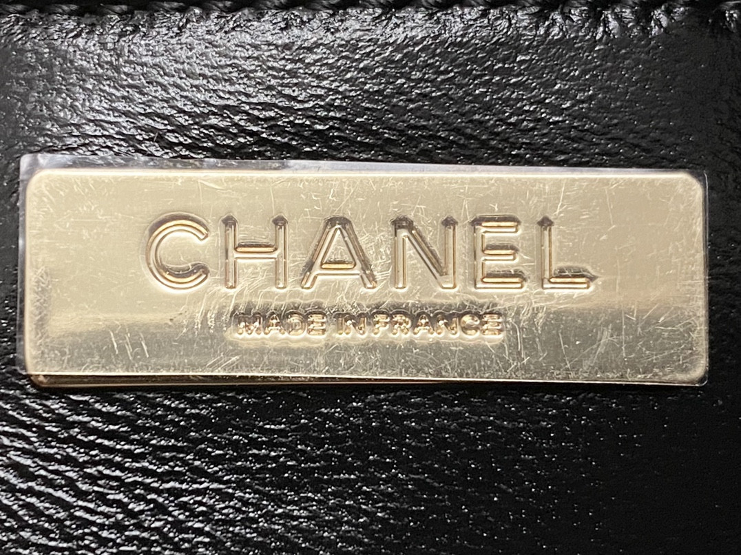Ch**el MINI SHOPPING BAG Shiny Lambskin & Gold-Tone Metal Black 22x23x5.5cm