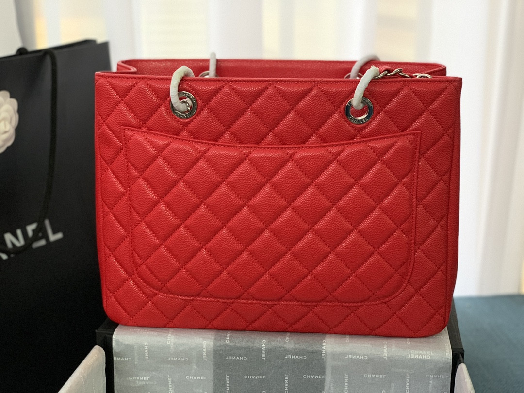 Ch**el GST CAVIAR LEATHER HARDWARE 24X33X13CM