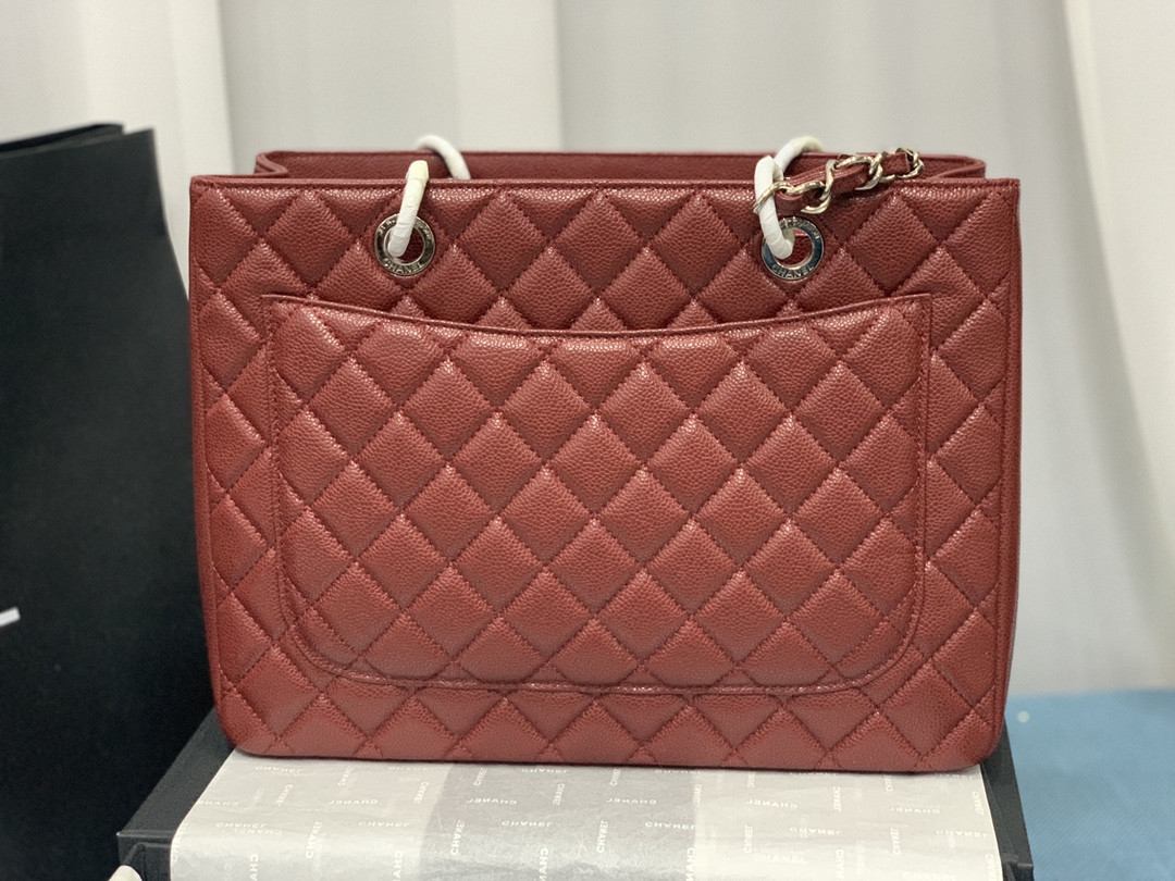 Ch**el GST CAVIAR LEATHER HARDWARE 24X33X13CM