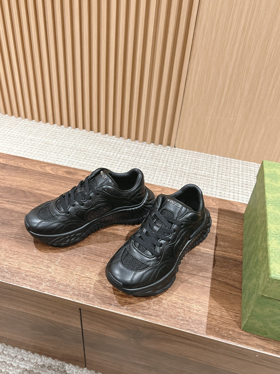 UA Gvc*1 RIPPLE SNEAKER