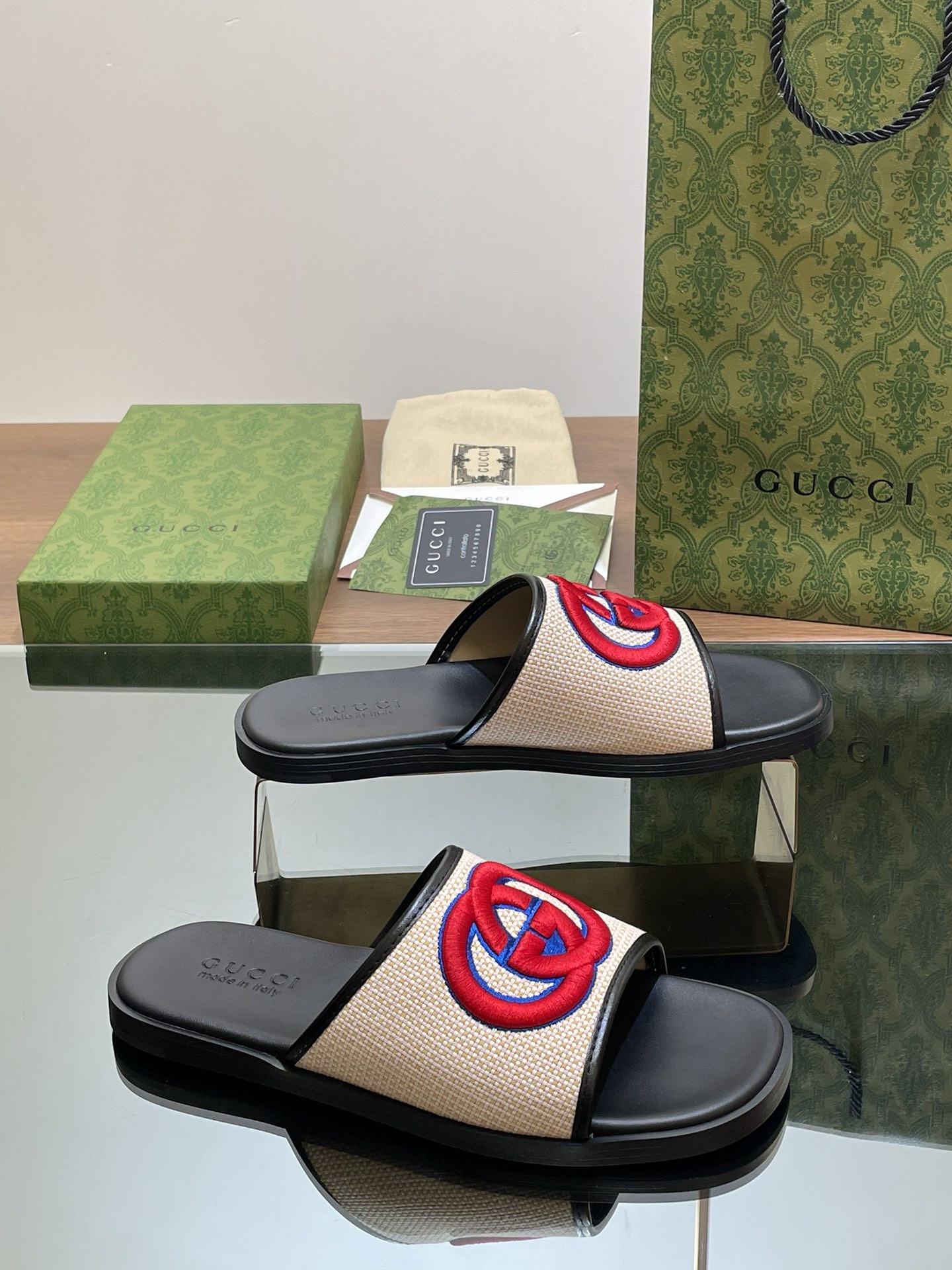 UA Gvc*1 INTERLOCKING G SLIDE SANDAL