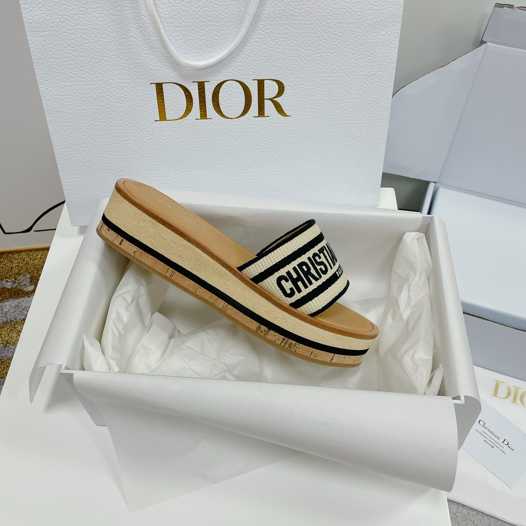 UA D10riviera Dway Platform Slide