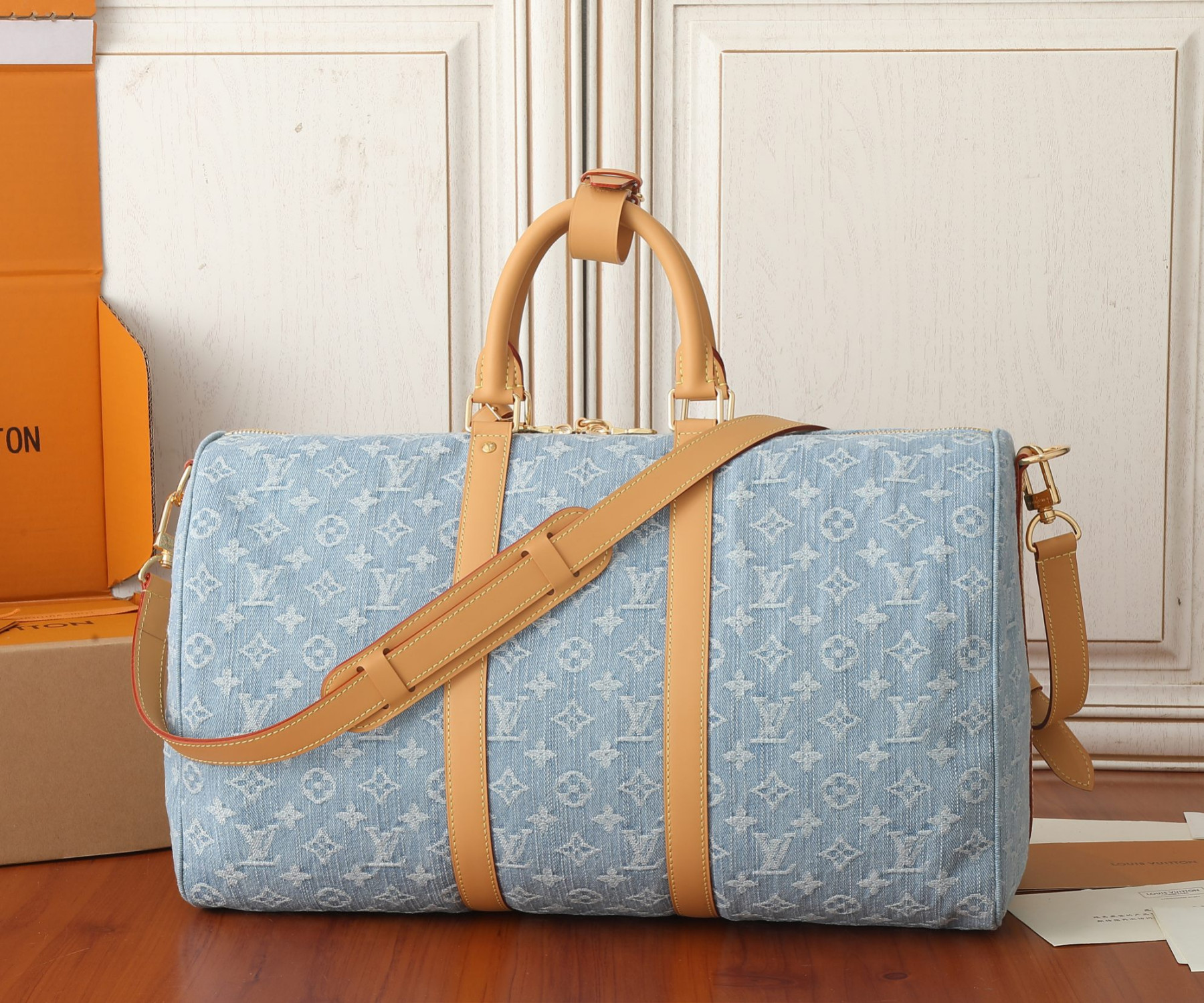 LV Keepall Bandoulière 45 M25334 17.7 x 10.6 x 7.9 inches