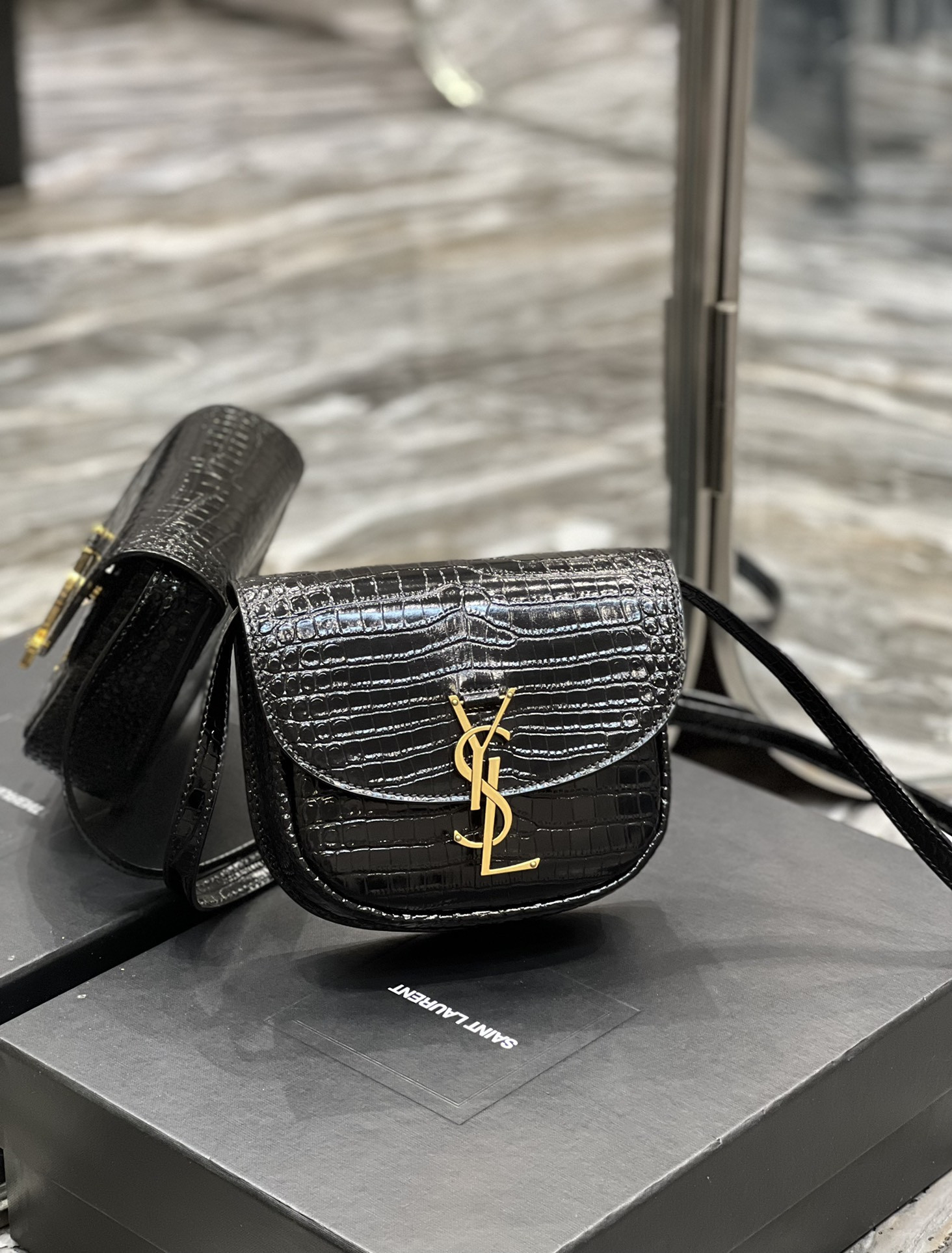 Y51 KAIA SMALL SATCHEL IN SMOOTH LEATHER 7.2 X 6.1 X 2.1 INCHES