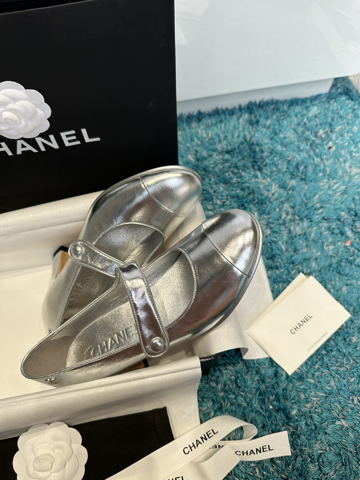 UA Ch**el MARY JANES Pump