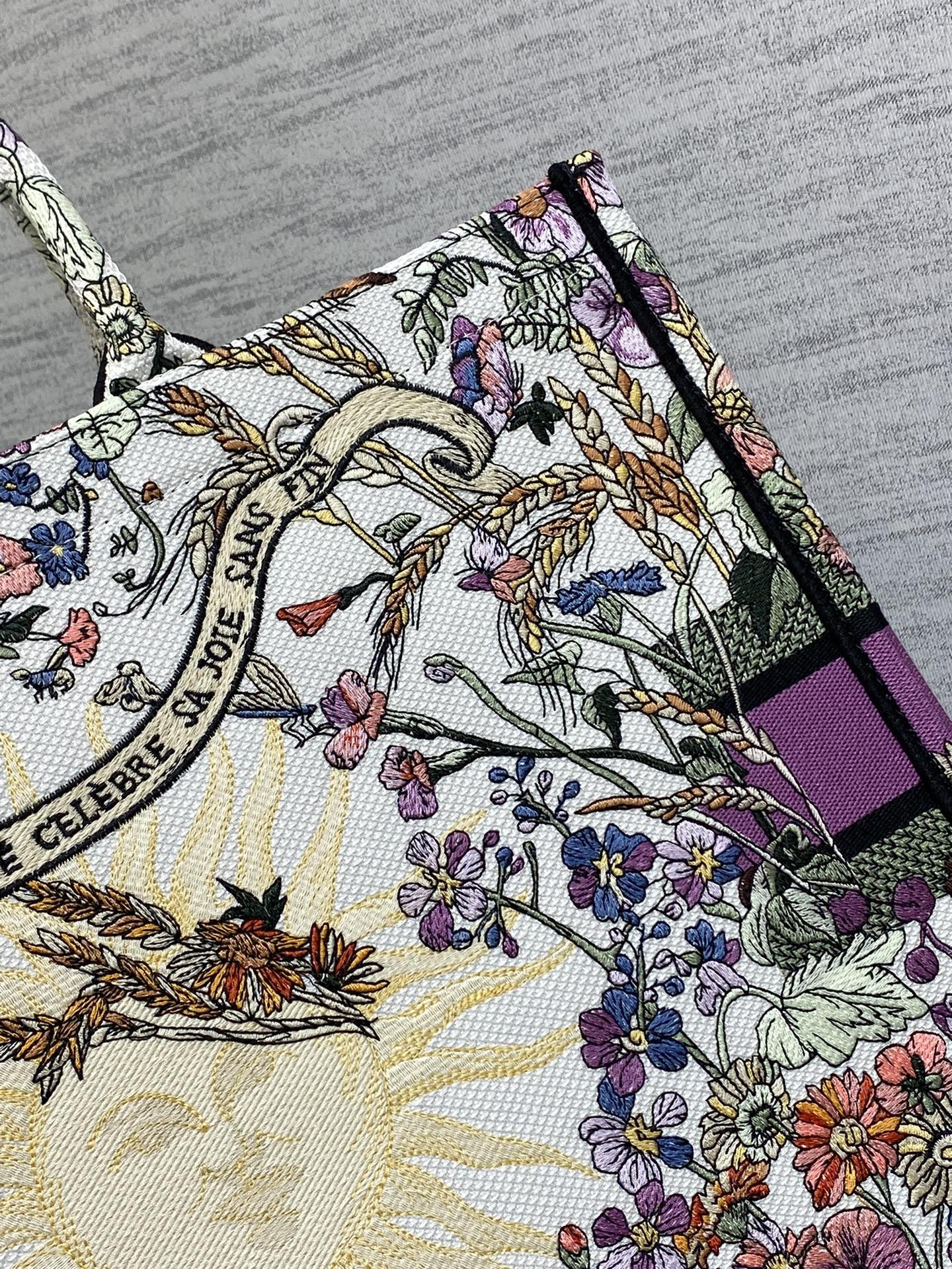 D10r Book Tote Ecru Multicolor D10r 4 Saisons Été Soleil Embroidery 42 x18 x35cm