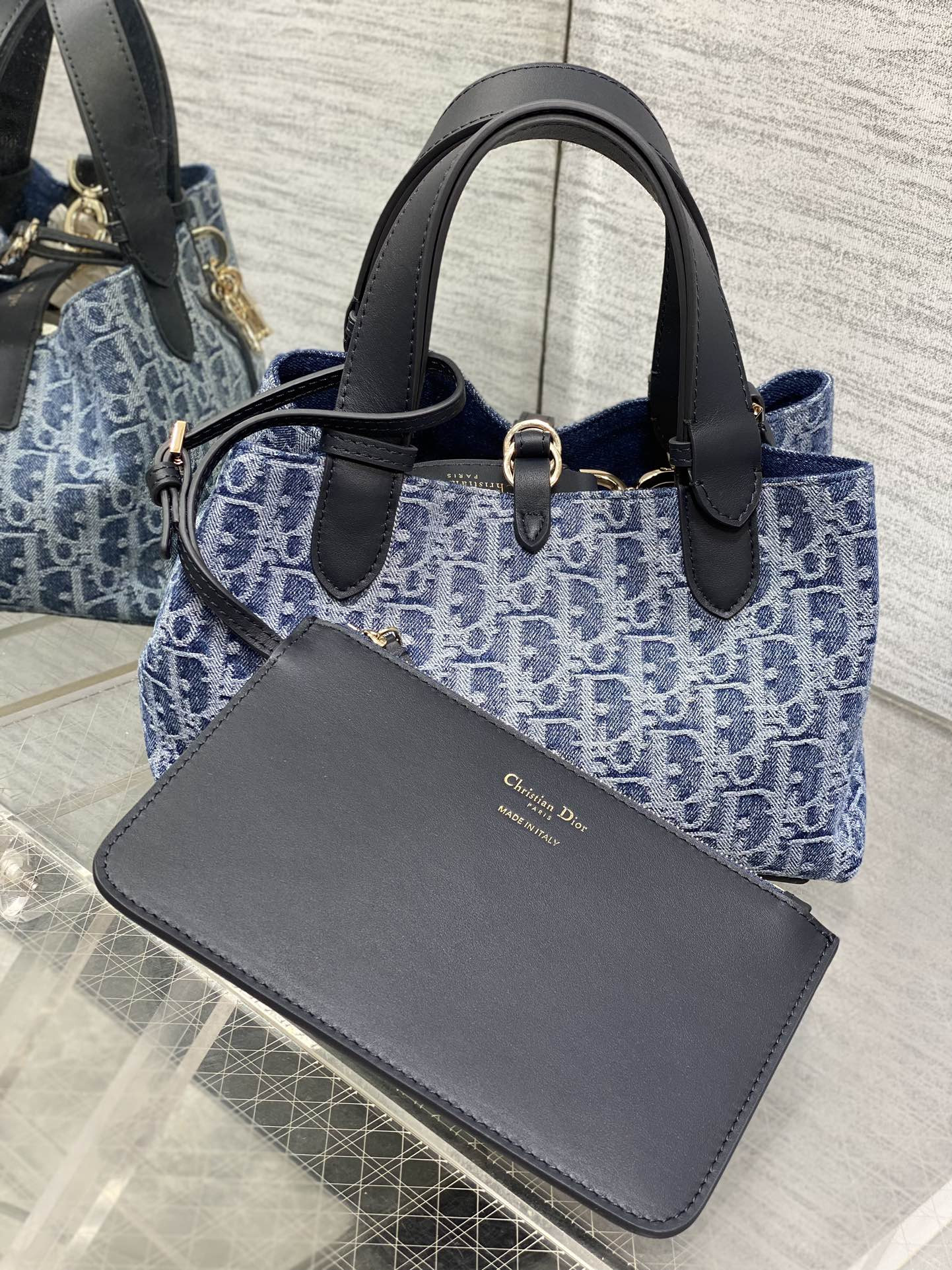 small d10r toujours bag  blue De*1m d10r oblique jacquard 23 x15 x15cm