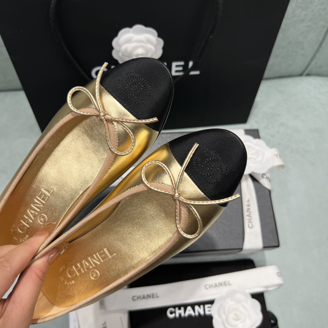 UA Ch**el BALLET FLATS