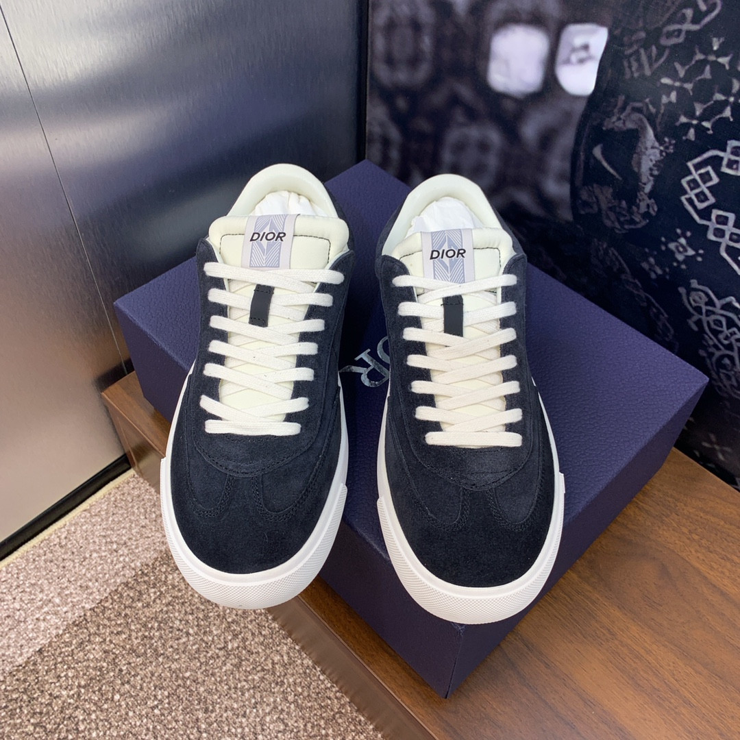 UA D10r B101 Sneaker