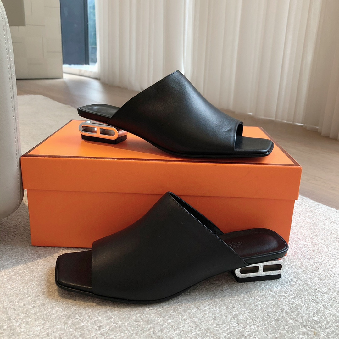 UA H**me5 Sandal