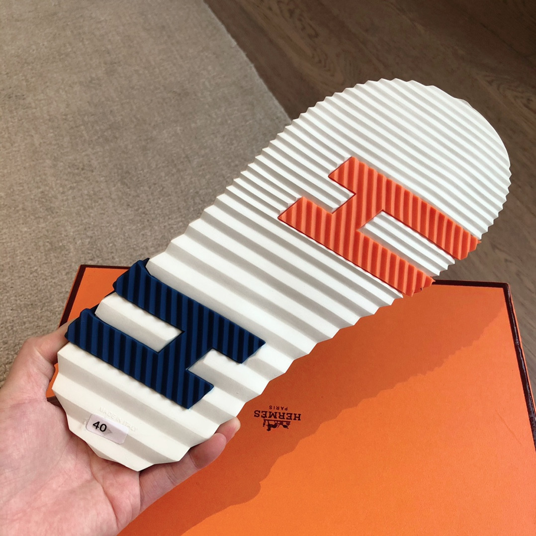 UA H**me5 Infra sandal