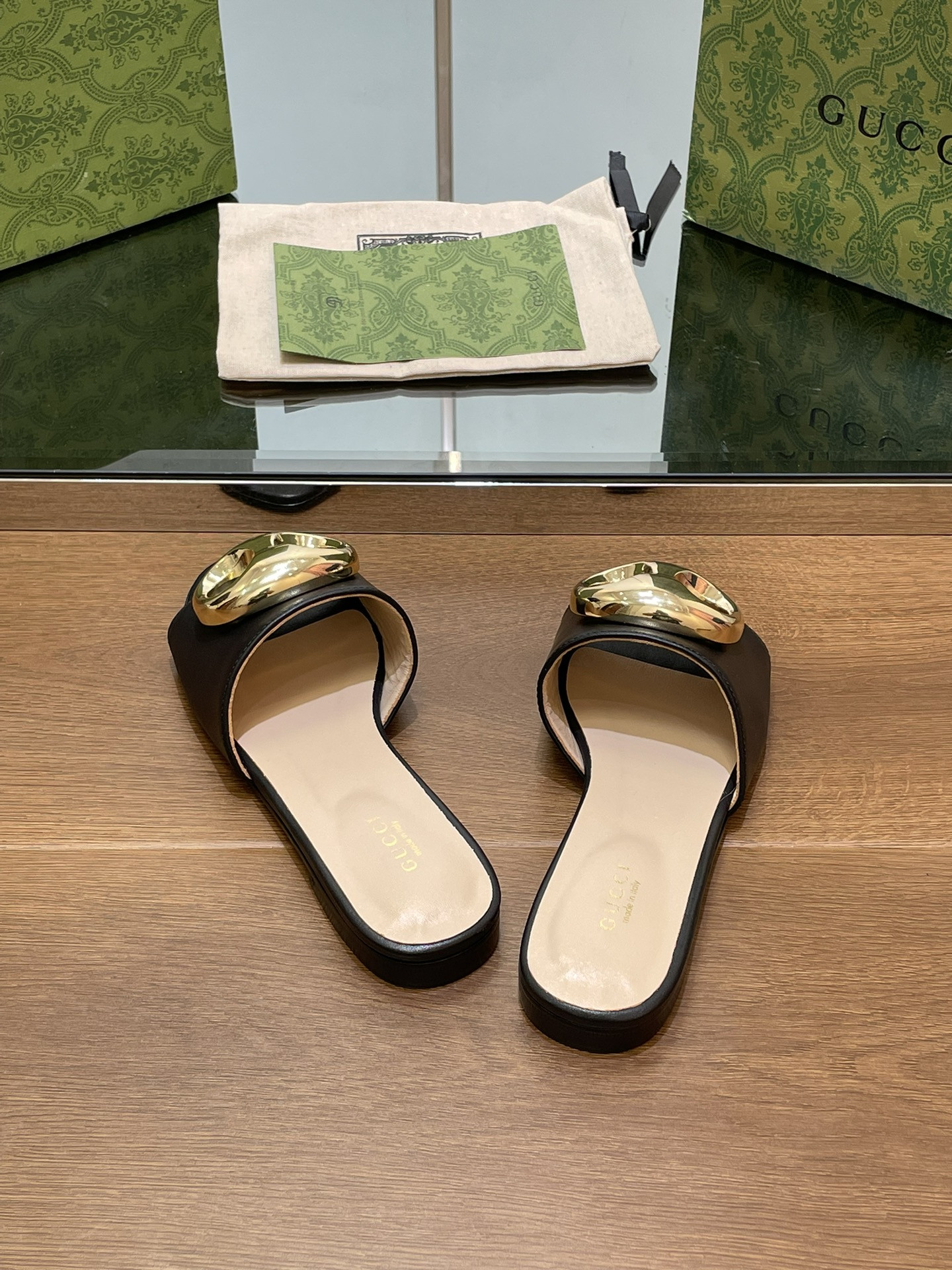 UA Gvc*1 MARINA CHAIN SLIDE