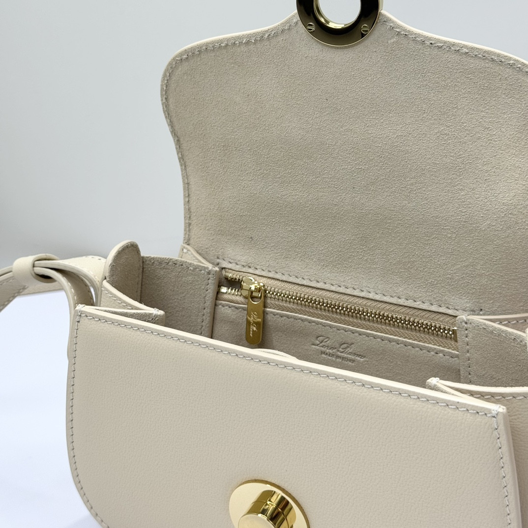 L0r0 P1ana Mini Ghiera Bag 18x13x7 cm