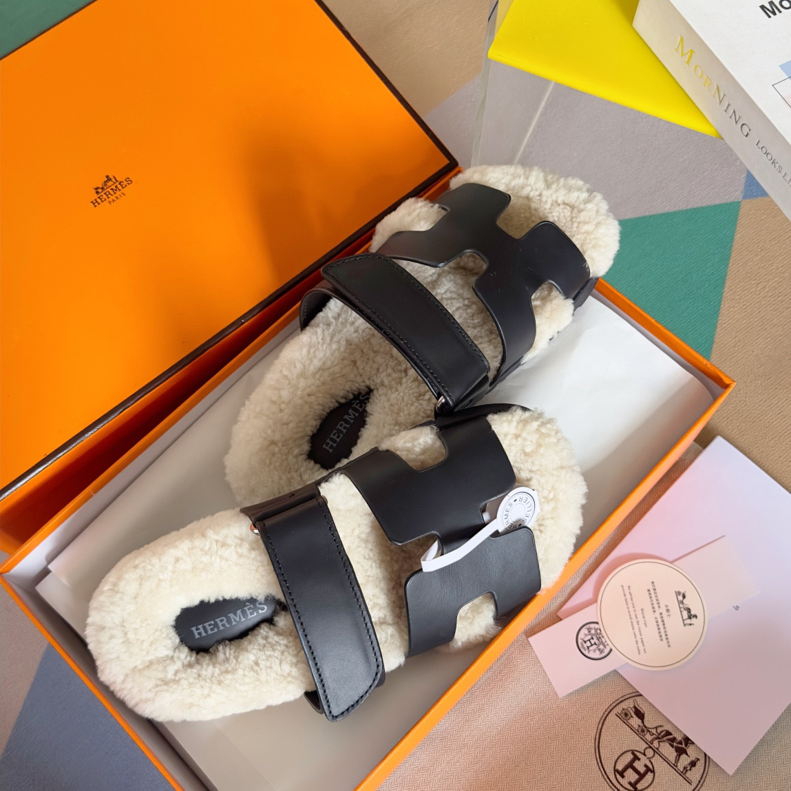 UA H**me5 Chypre sandal