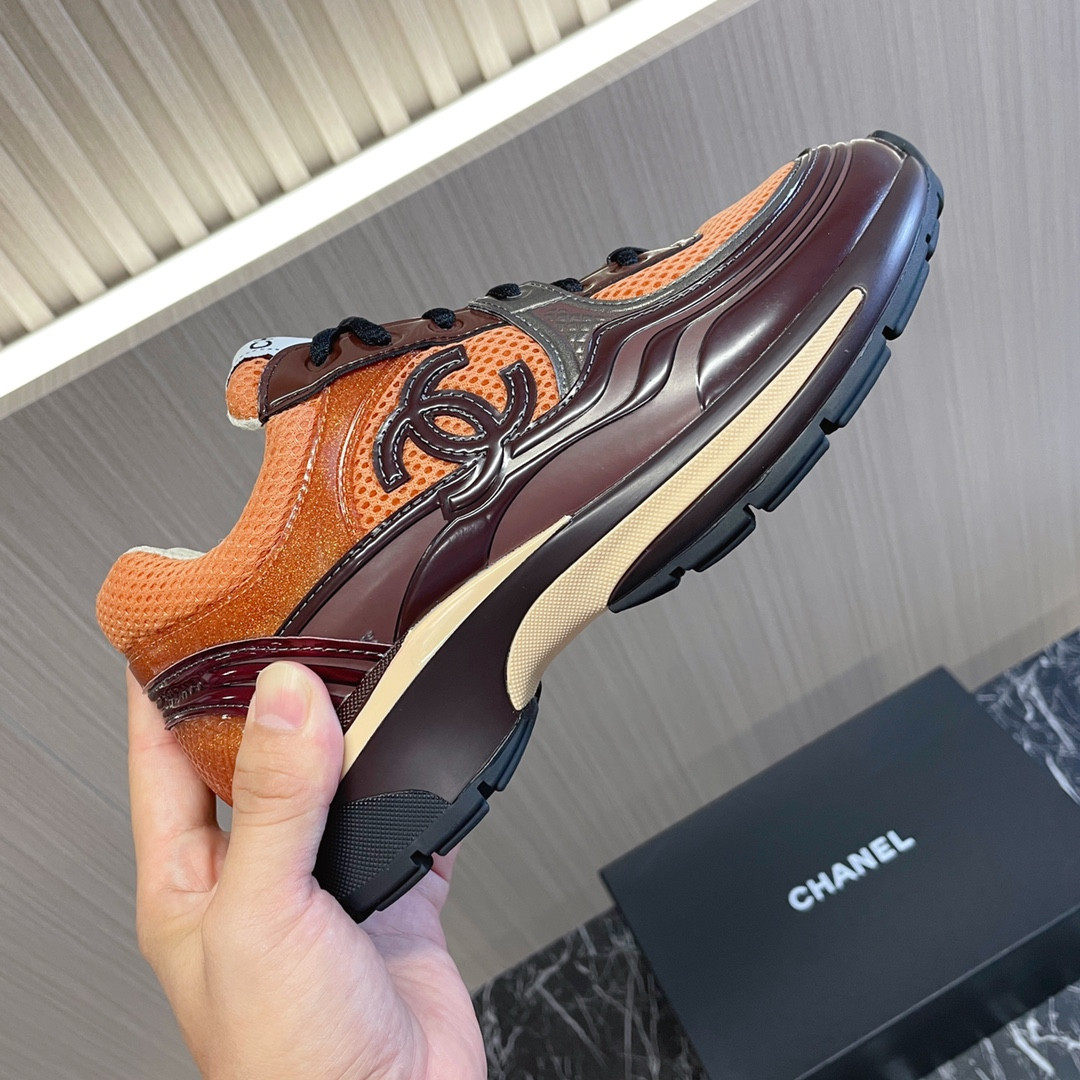 UA Ch**el SNEAKER