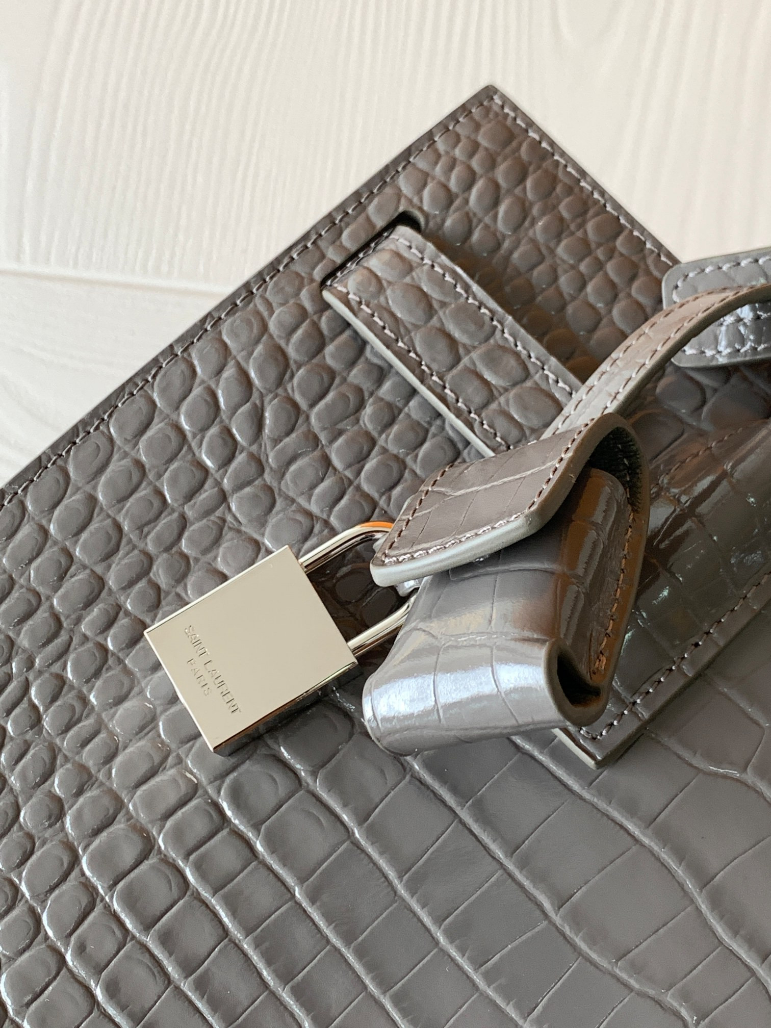 Y51 SAC DE JOUR IN EMBOSSED CROCODILE LEATHER - baby 26x13.5x12.5cm