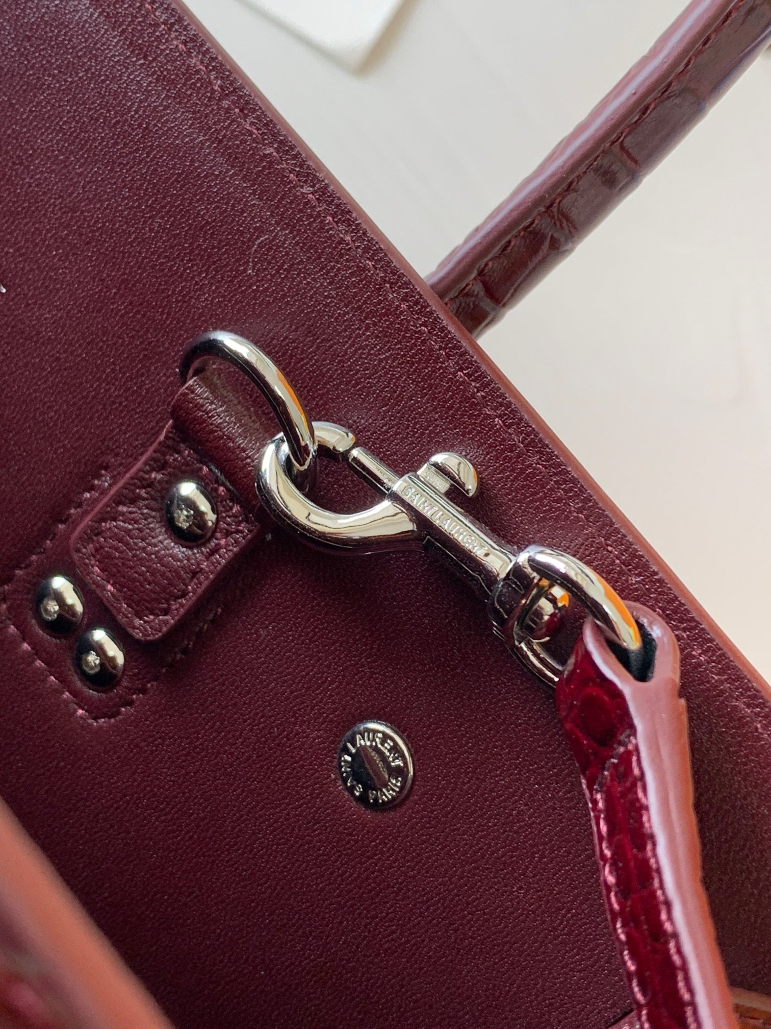 Y51 SAC DE JOUR IN EMBOSSED CROCODILE LEATHER - baby 26x13.5x12.5cm