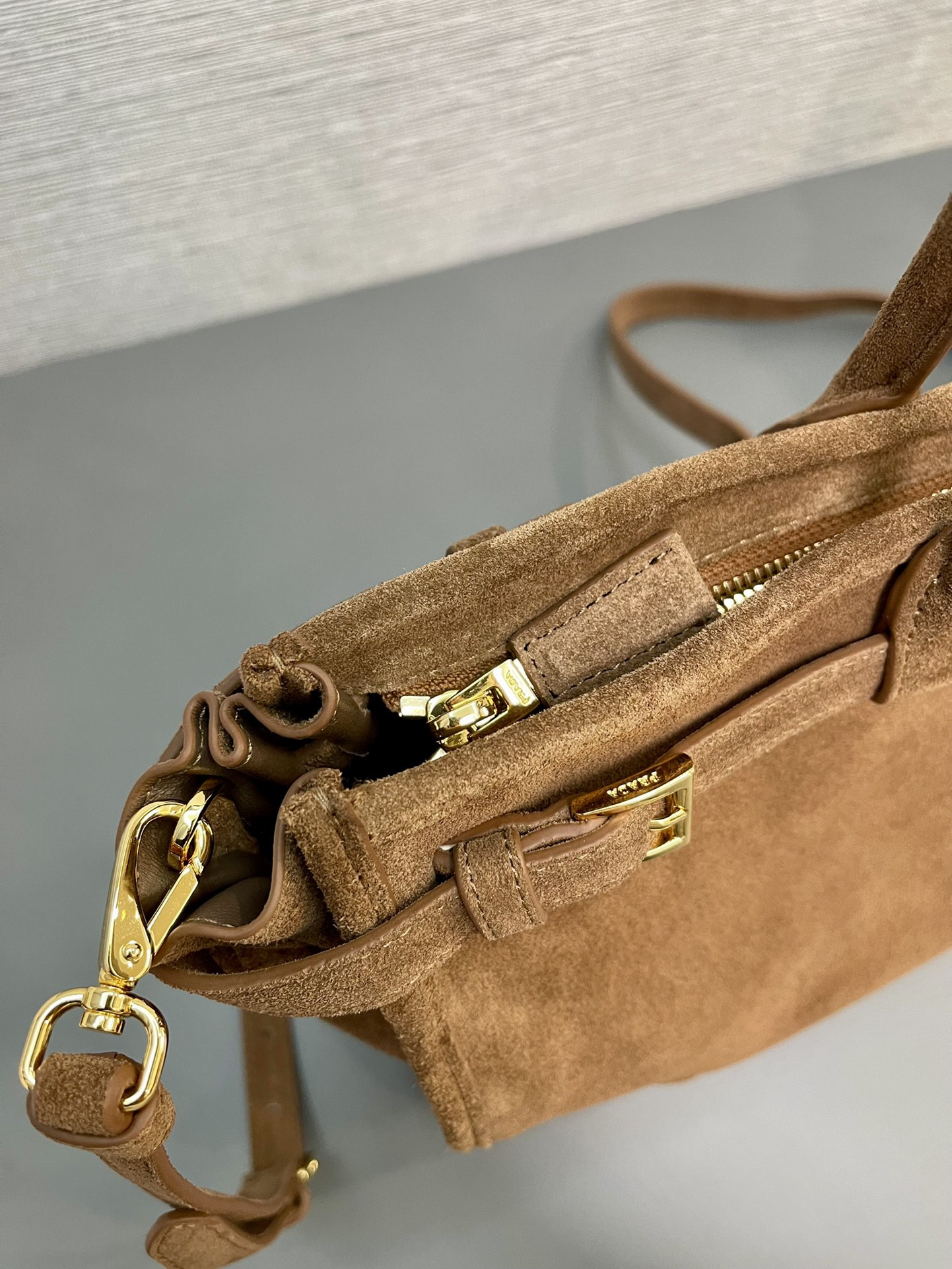 Pra*a Bonnie Large Suede Handbag 38x30x12 cm