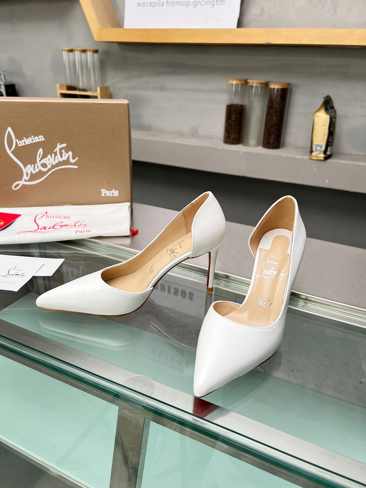 ua chr1st1an louboutin cl red-botT0m shoes
