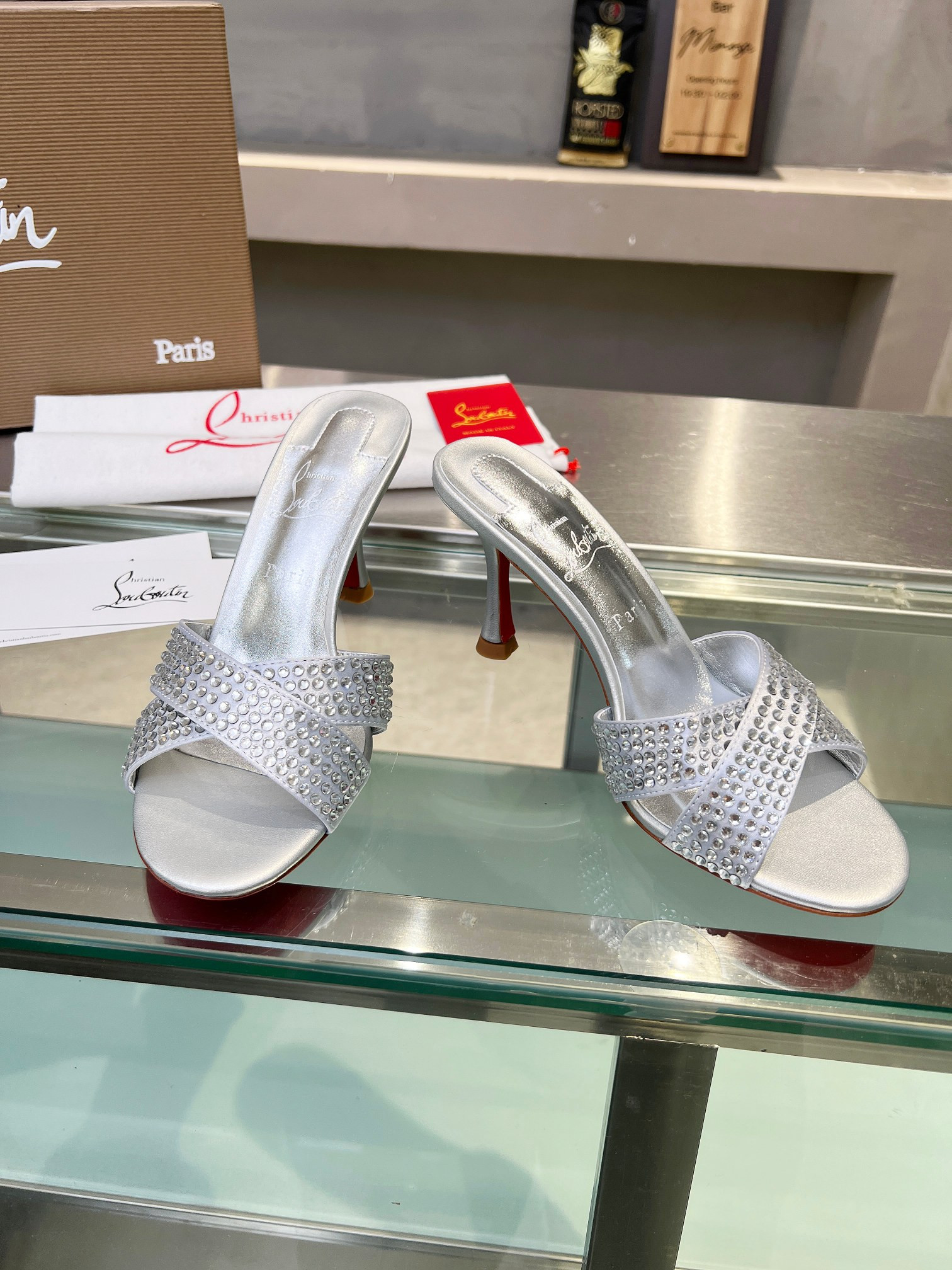 ua chr1st1an louboutin cl red-botT0m shoes