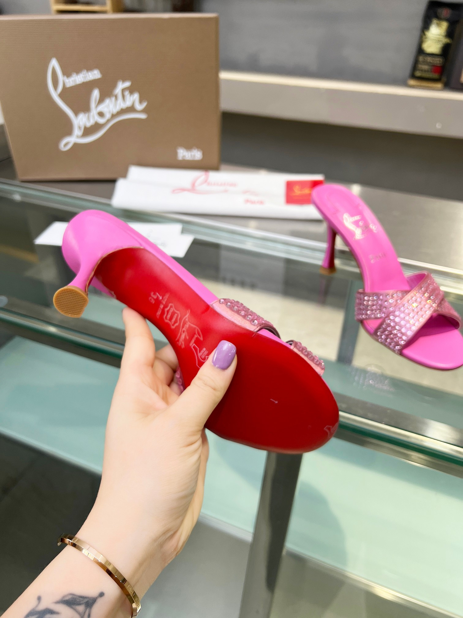 ua chr1st1an louboutin cl red-botT0m shoes