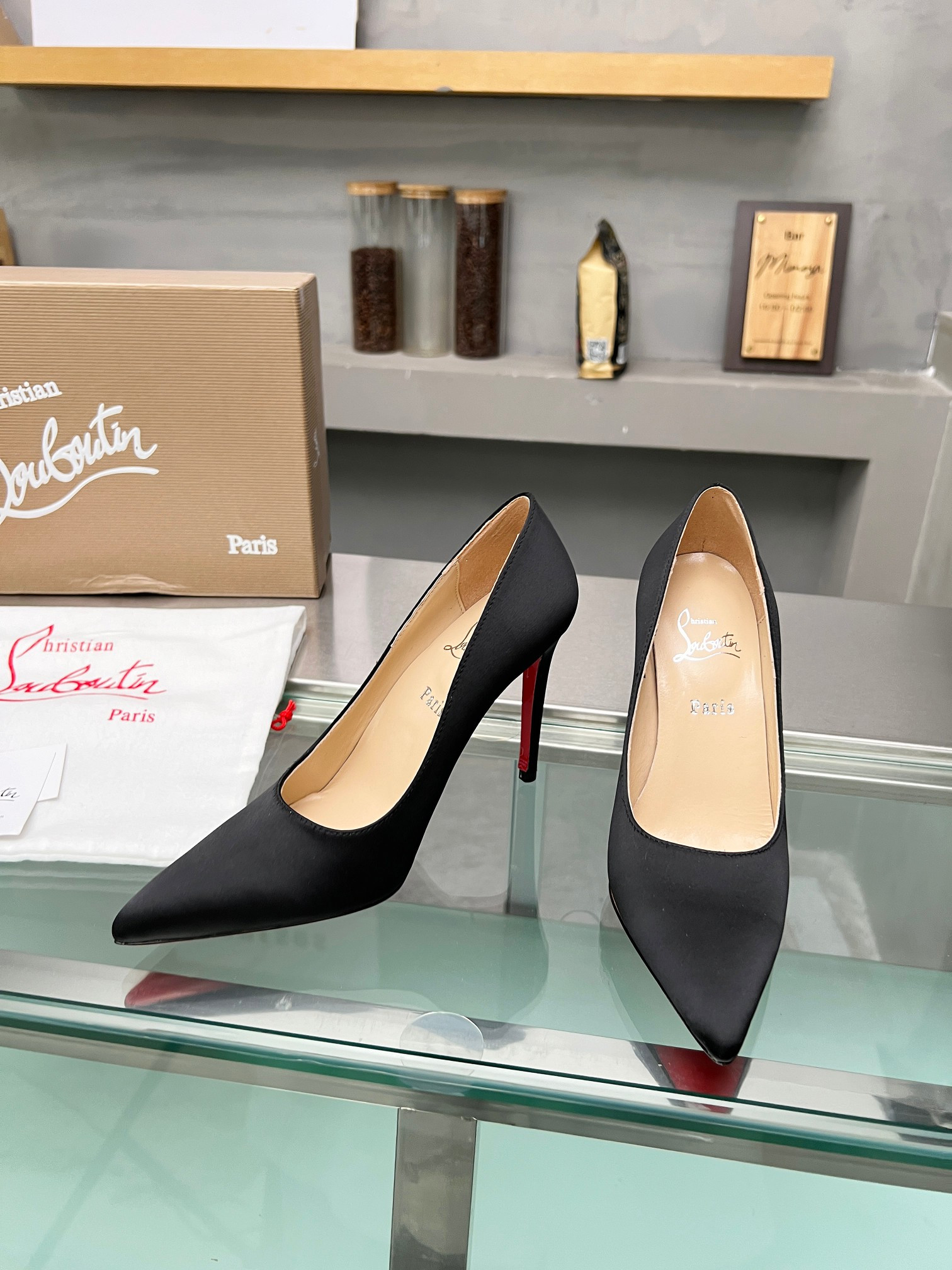 ua chr1st1an louboutin cl red-botT0m shoes