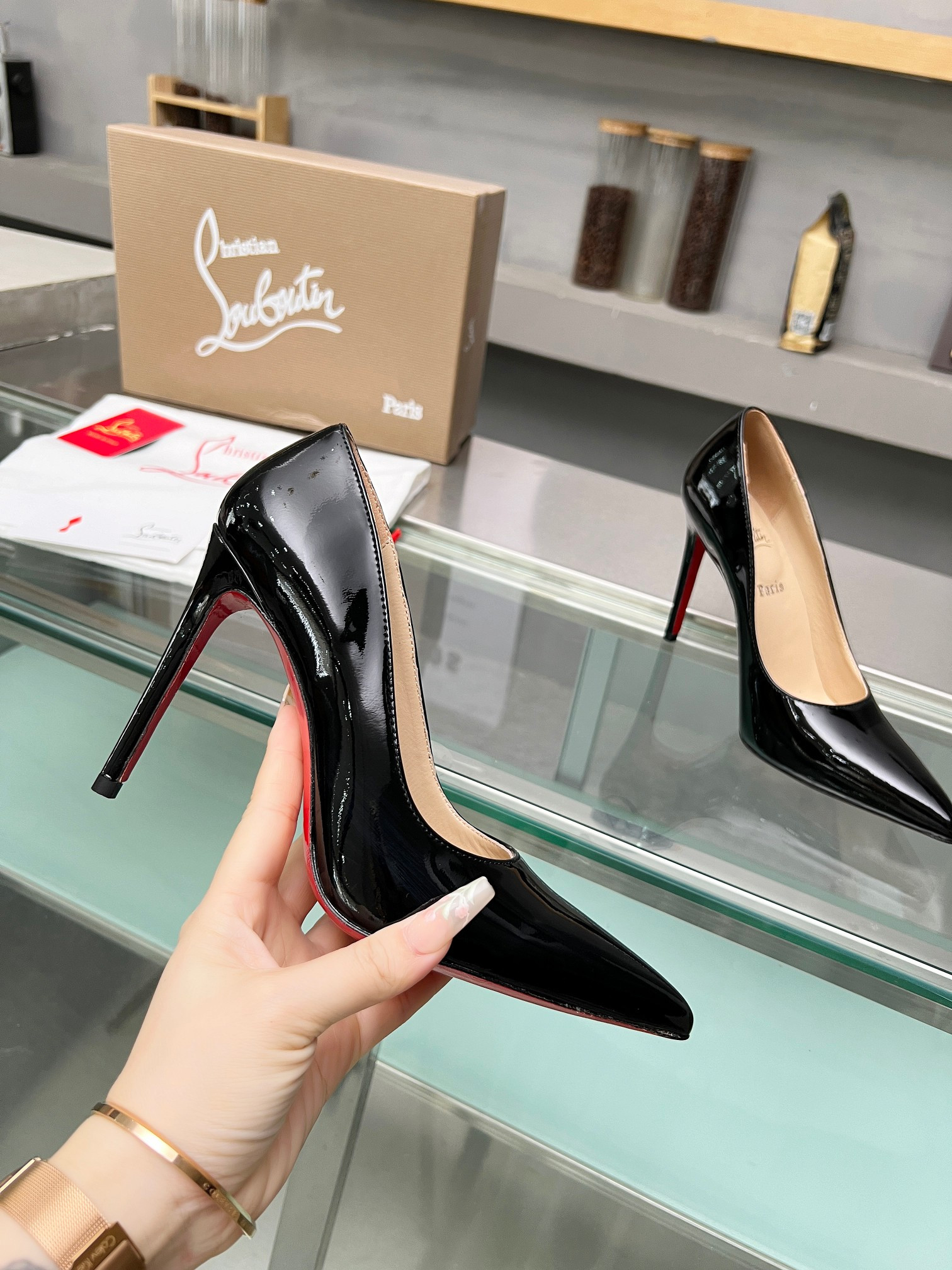 ua chr1st1an louboutin cl red-botT0m shoes