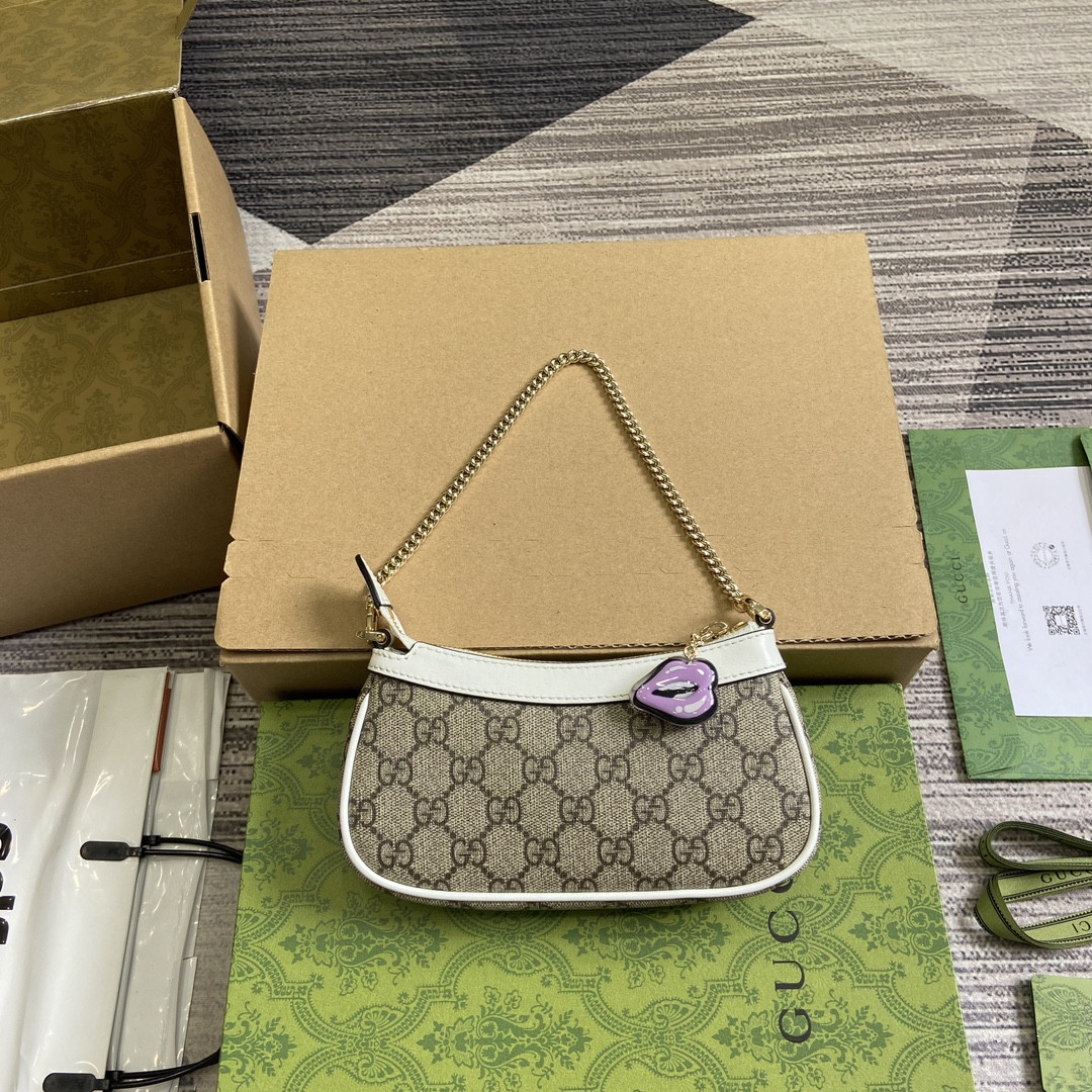 Gvc*1 X Hattie Stewart BAG 10 x 19 x 3 CM