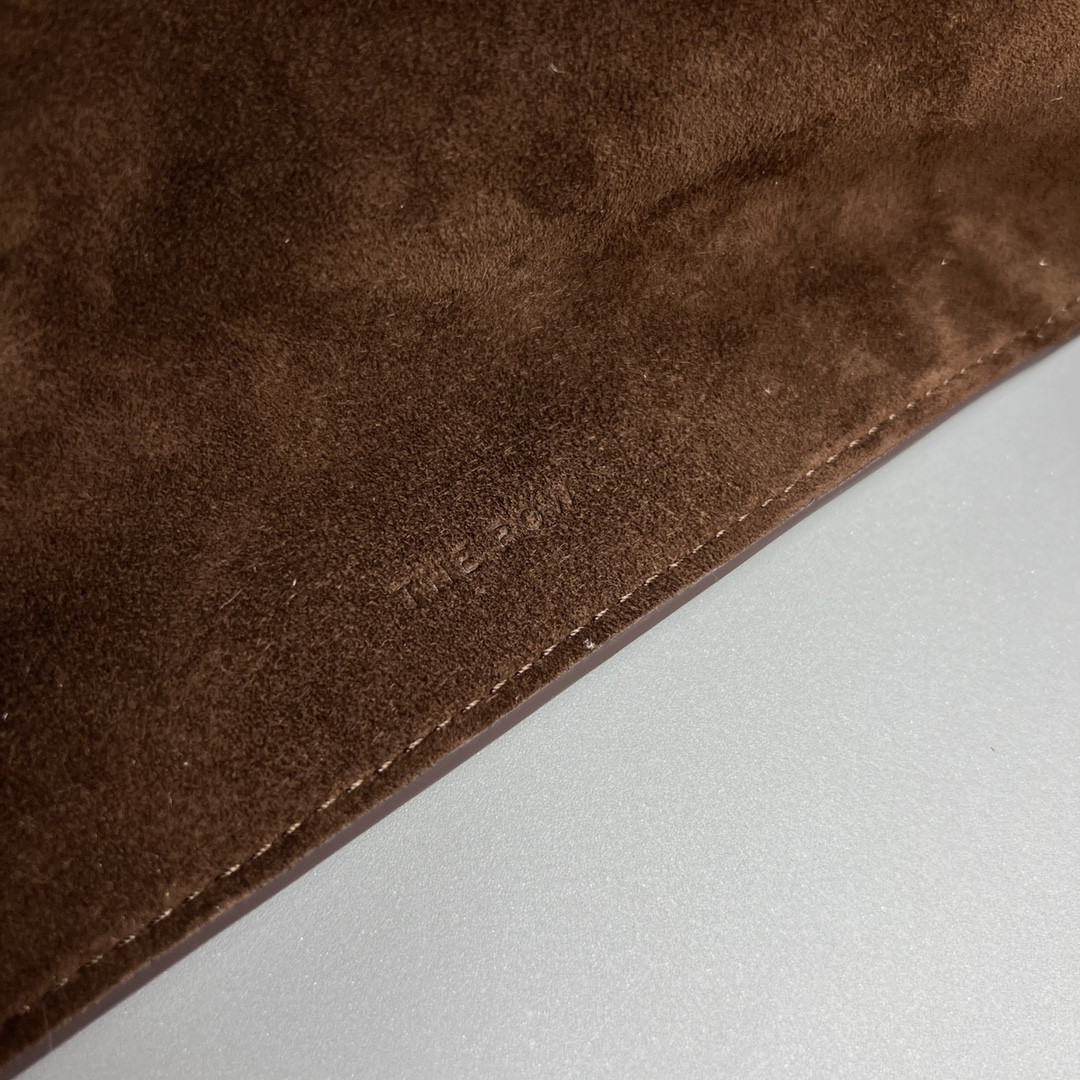 The R0w MARGAUX 15   38.5x16x30cm