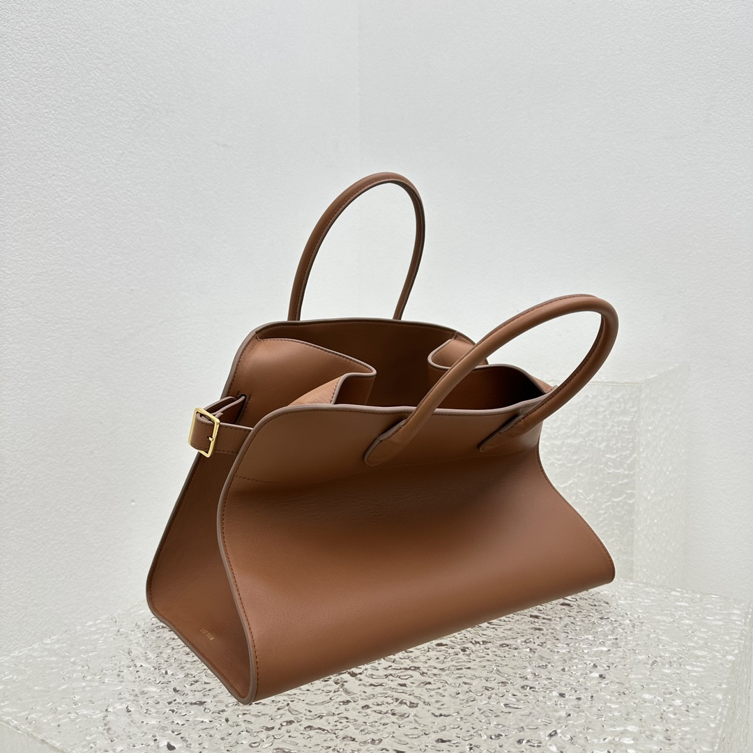 The R0w MARGAUX 15 38.5x16x30cm