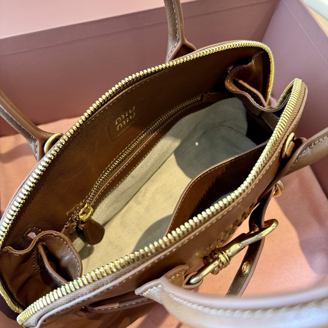 M1v M1v aventure nappa leather top-handle bag 16.5x28x10cm