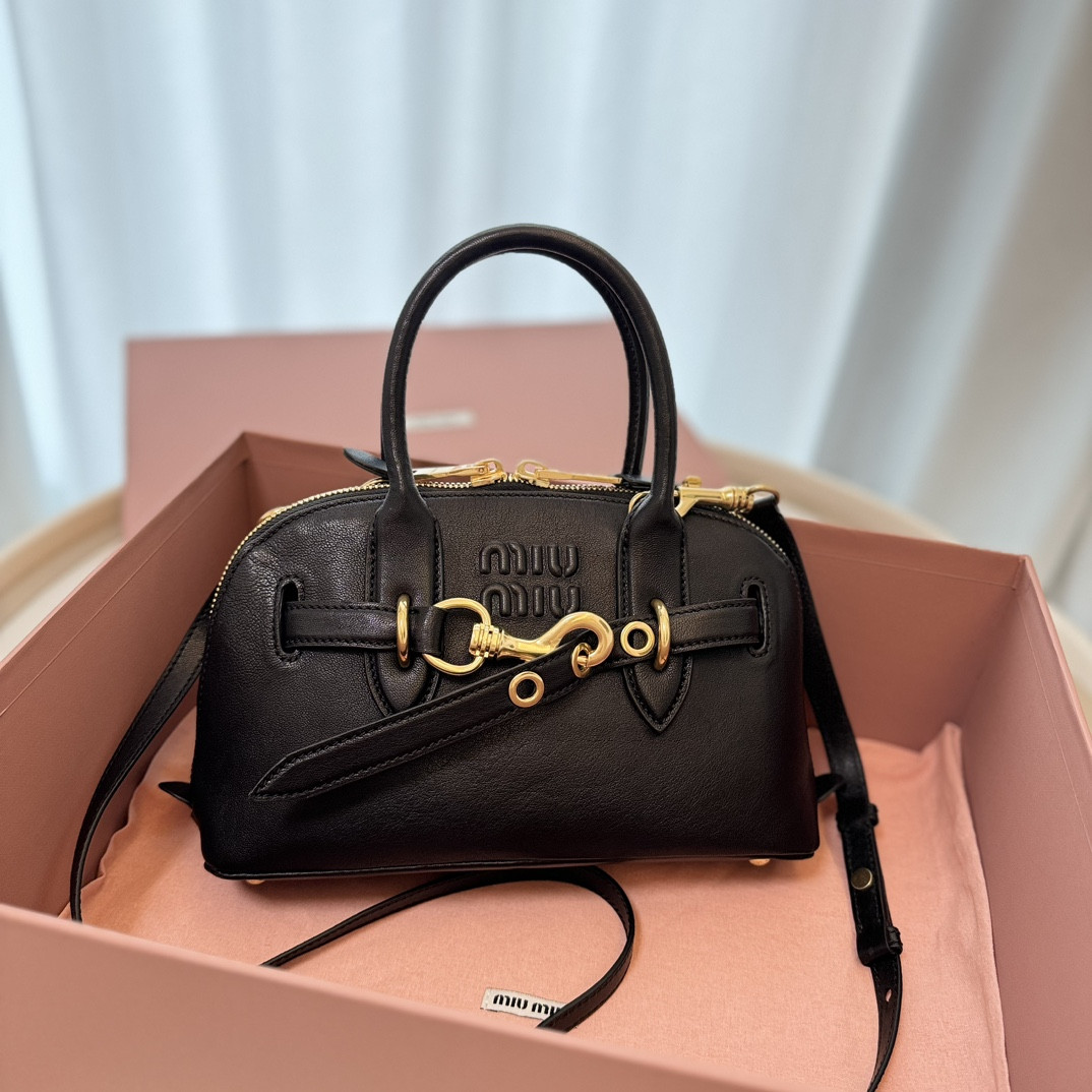 M1v M1v aventure nappa leather top-handle bag 16.5x28x10cm