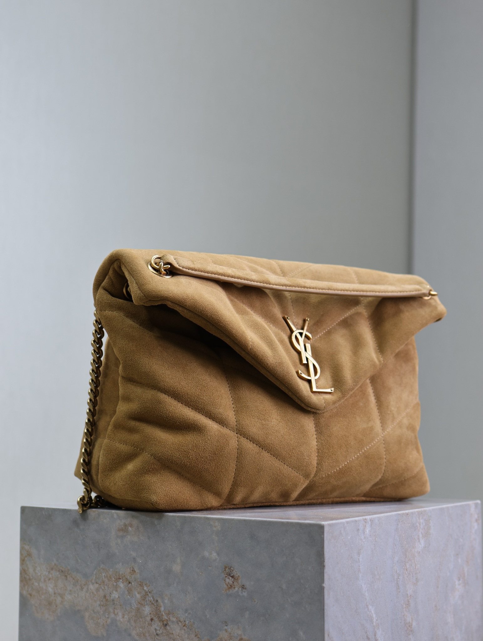 Y51 Loulou Puffer (Suede) 35x23x13.5cm