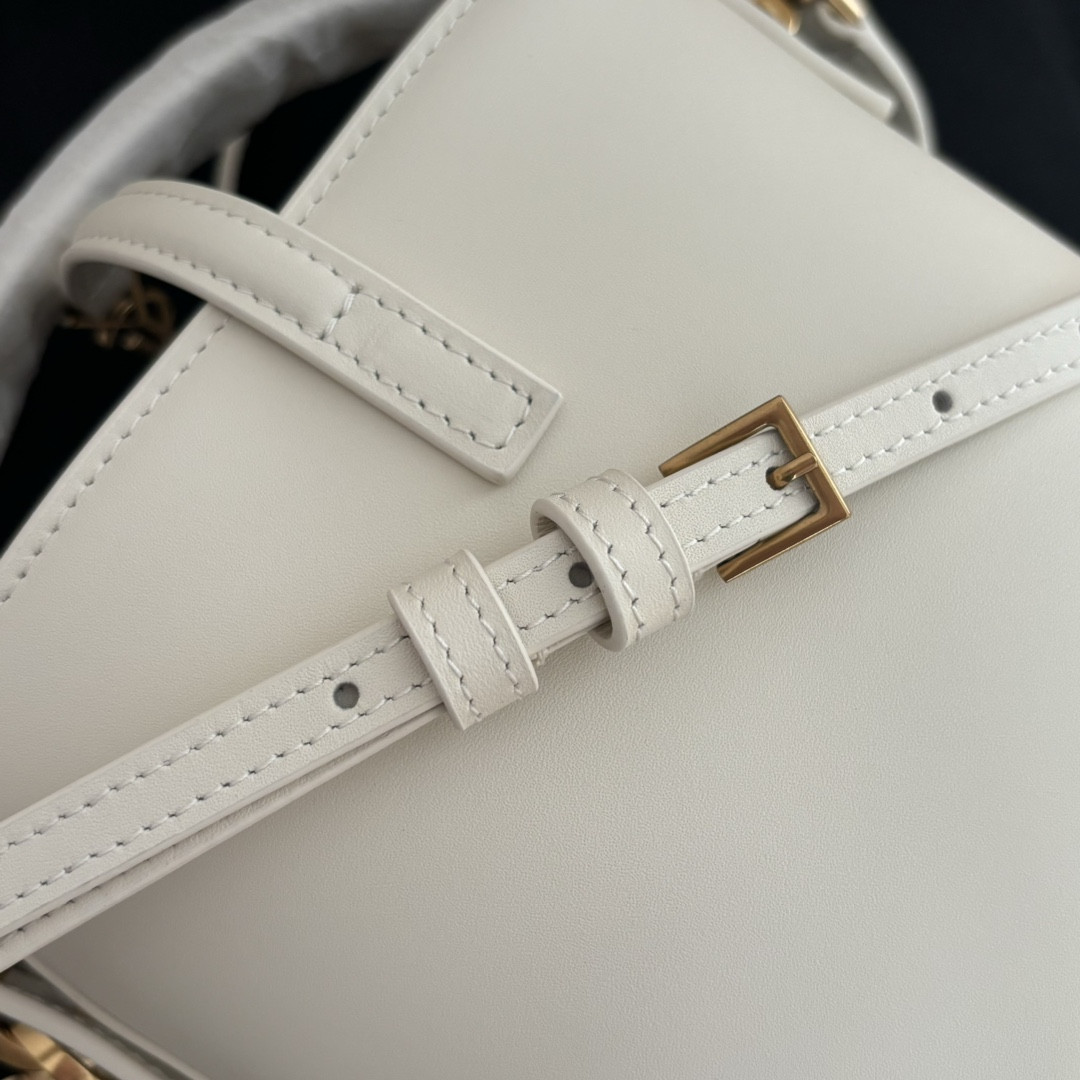 Y51 LE 37 Mini (Shiny Leather) 15x13x6cm