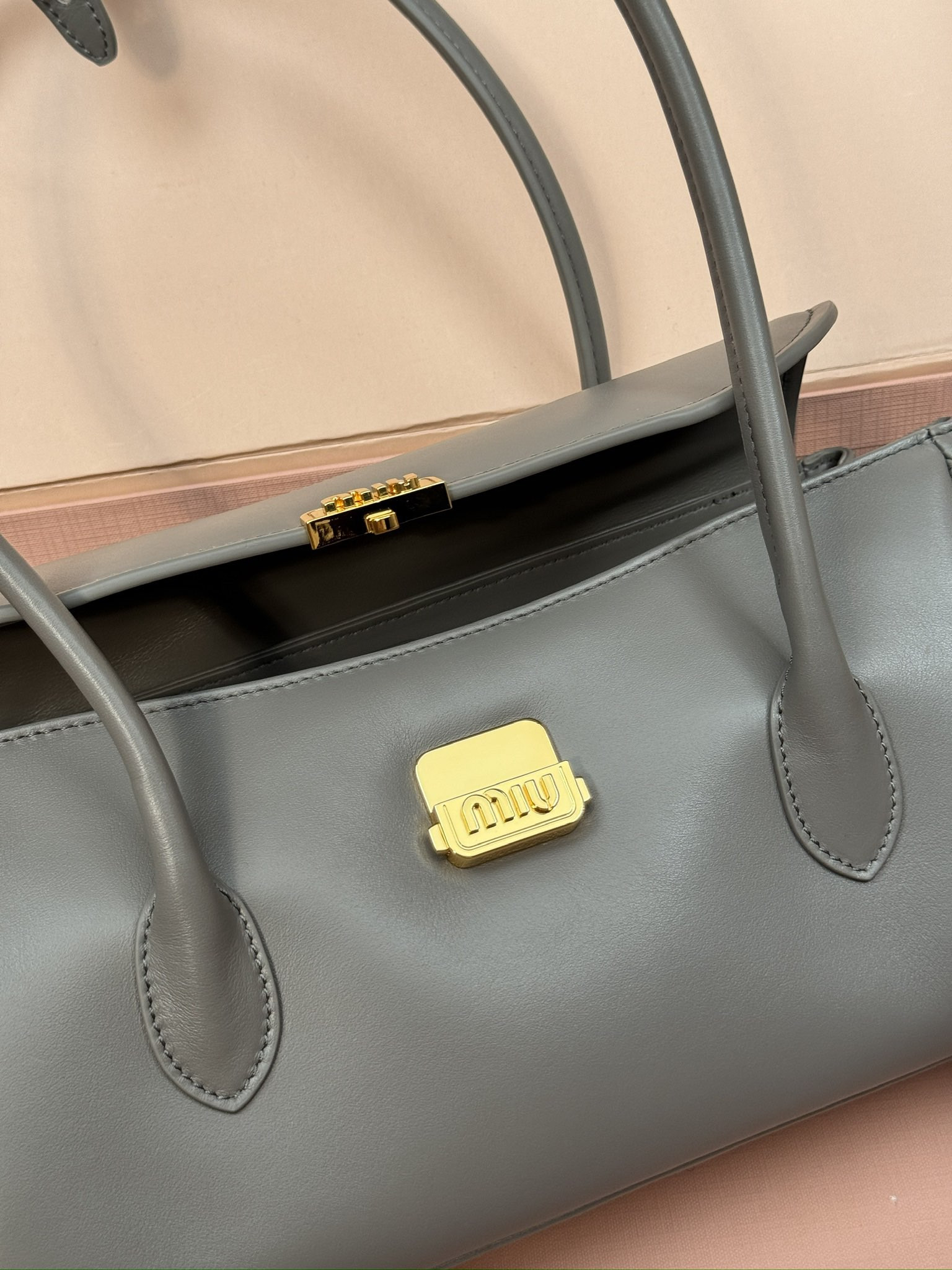 M1v M1v leather shoulder bag 15x28x11cm