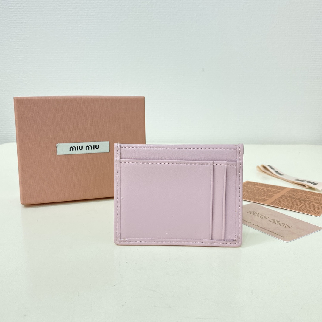 M1v M1v matelassé nappa leather card holder 8x10.5cm