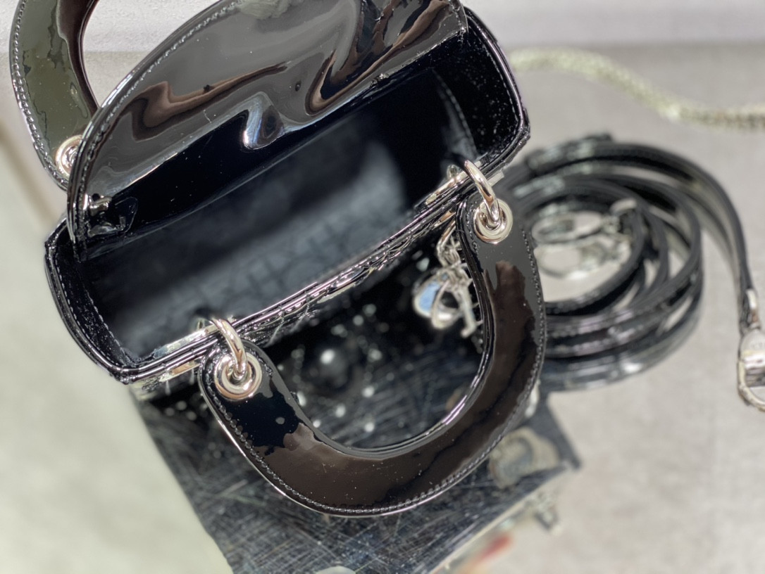 Mini Lady D10r Bag Patent Cannage Calfskin 17 x 15 x 7 cm