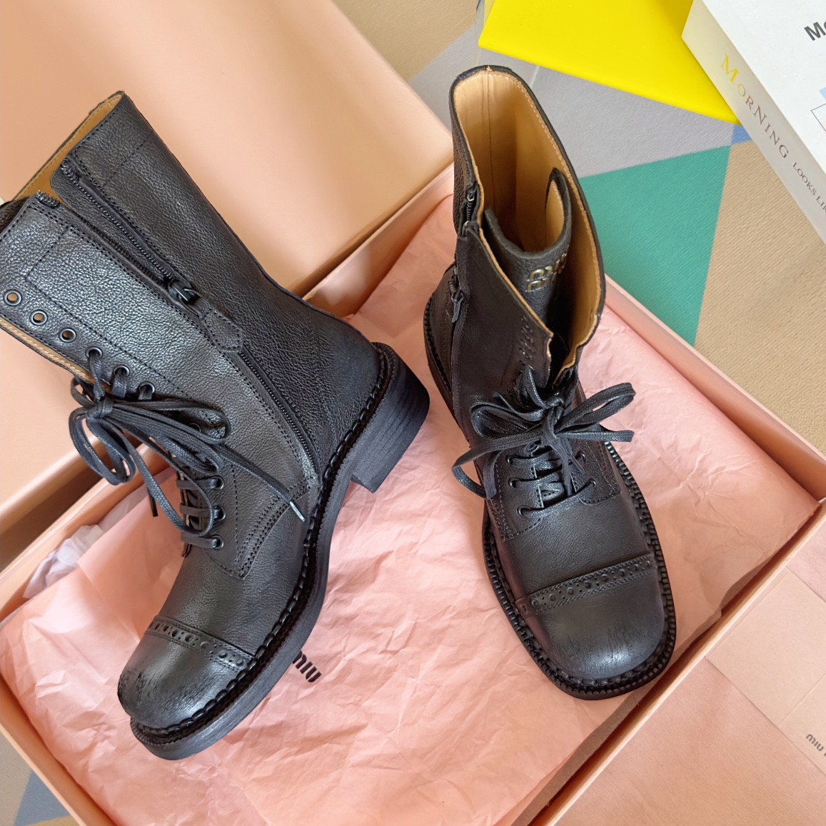 ua M1v M1v boot