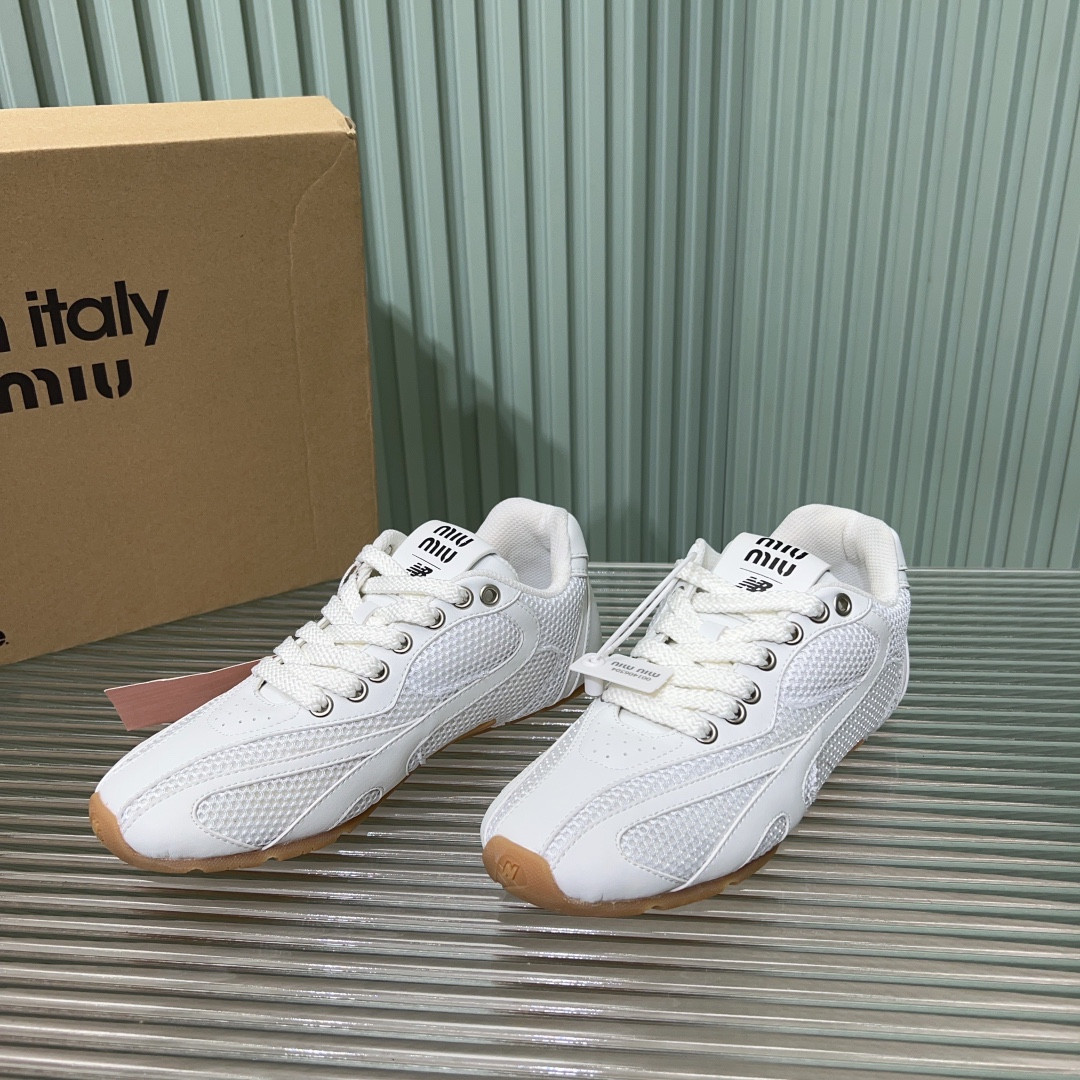 ua m1v m1v x new Ba1an*e sneaker